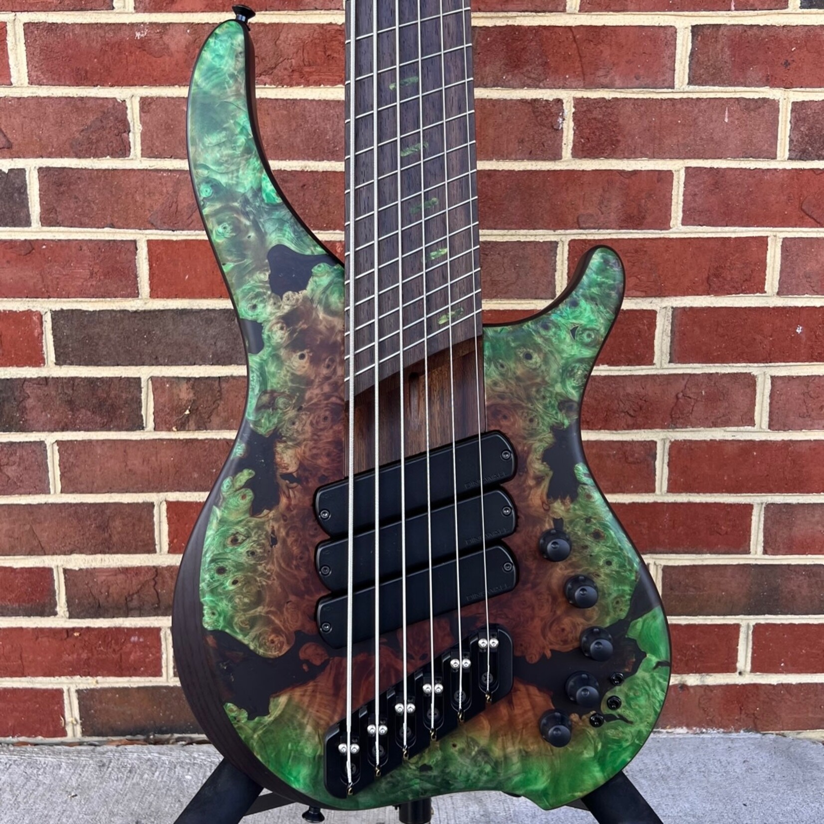 Dingwall Dingwall ABZ Custom 6-String, Trans Brown to Green Reverseburst, Buckeye Burl X-Top, Swamp Ash Body, Wenge Neck & Fretboard, Speedo Bars Inlays - Matching Wood, Darkglass Tone Capsule w/ Toggles, Dingwall Gig Bag