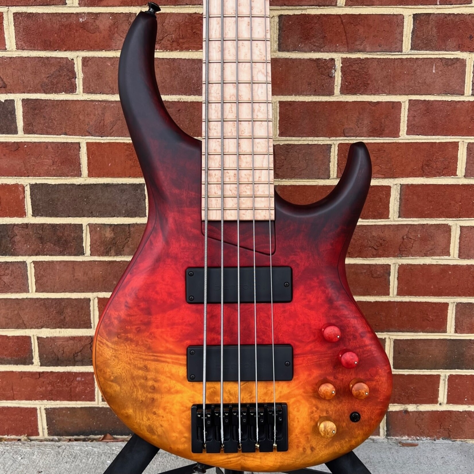 MTD MTD 535-24, Midnight Fade, Maple Burl 10-Top, Alder Body, Maple Neck, Birdseye Maple Fretboard, Matching Headstock, Stained Wood Knobs, Custom MTD Bridge, MTD Bag