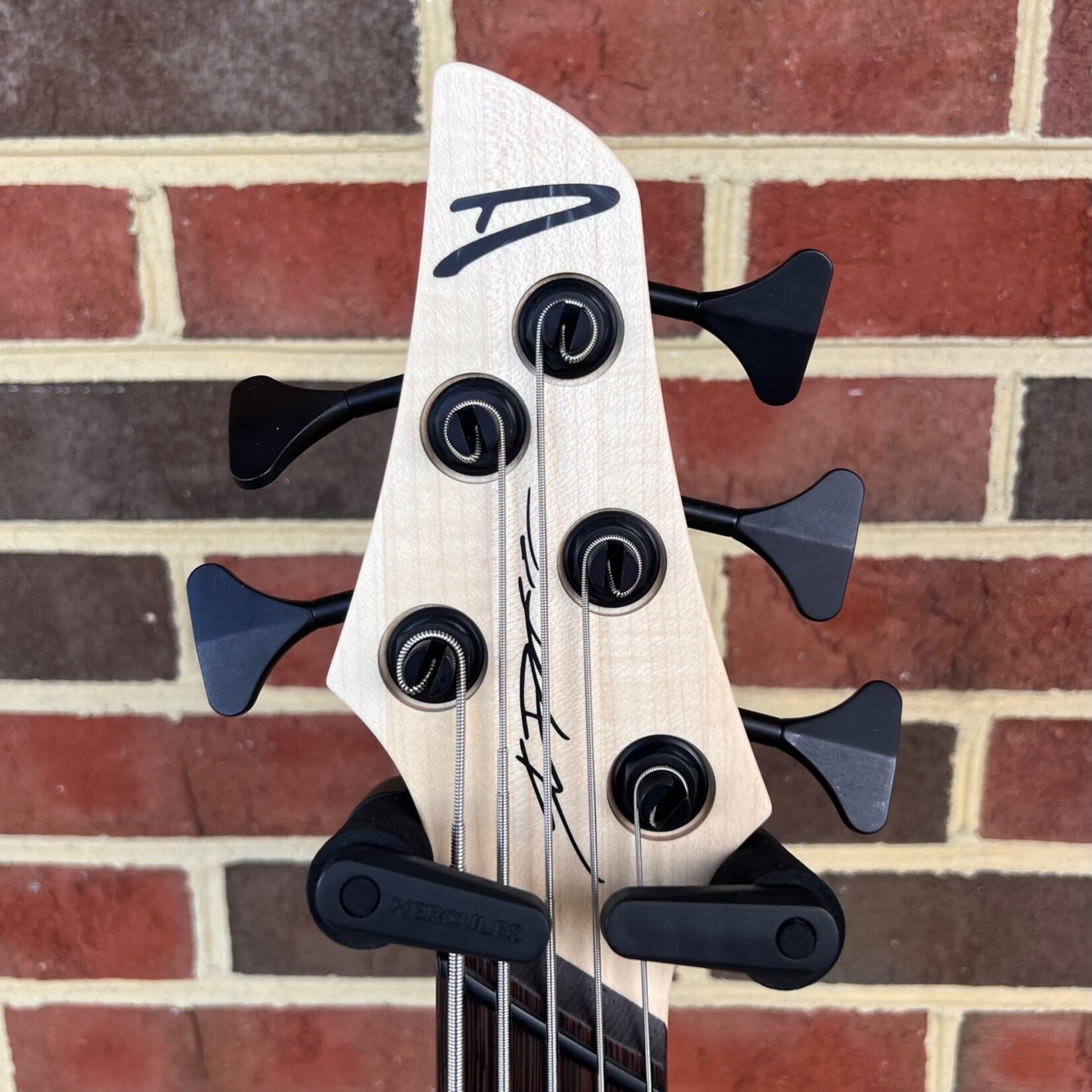 Dingwall Dingwall Custom ABZ 5-String, Transparent Pale Mint Green Satin, Swamp Ash Body, Maple Neck, Wenge Fretboard, Glockenklang Preamp w/ Toggles, Gig Bag