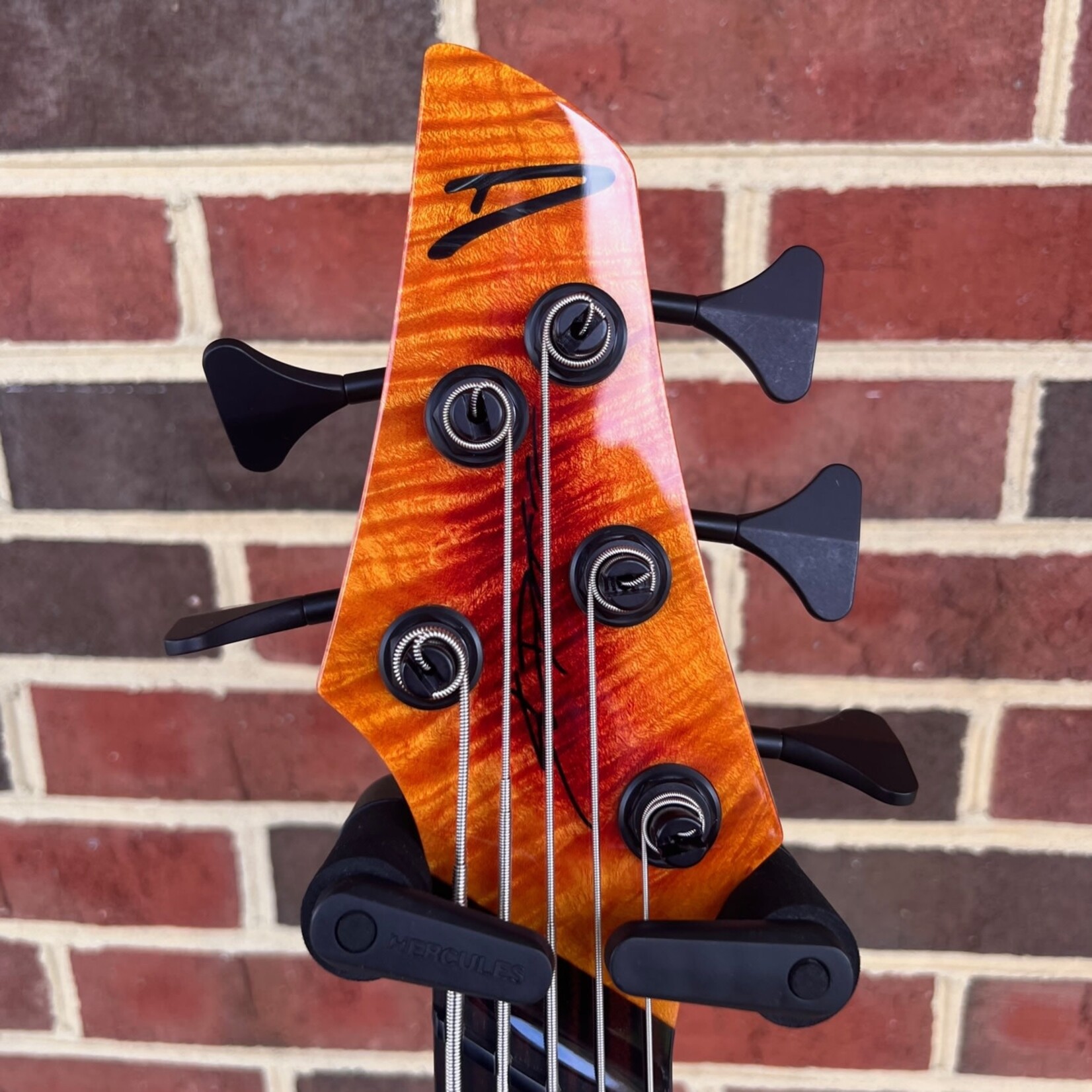 Dingwall Dingwall Z3 Custom 5-String, Bloodmoon Burst, Trans Black Back w/ White Grain Fill, Maple Neck, Macassar Ebony Fretboard, Darkglass Preamp, White Pearloid Speedo Bar Inlays & Side Dots, Matching Headstock, Black Hardware, Gig Bag, SN# 6737