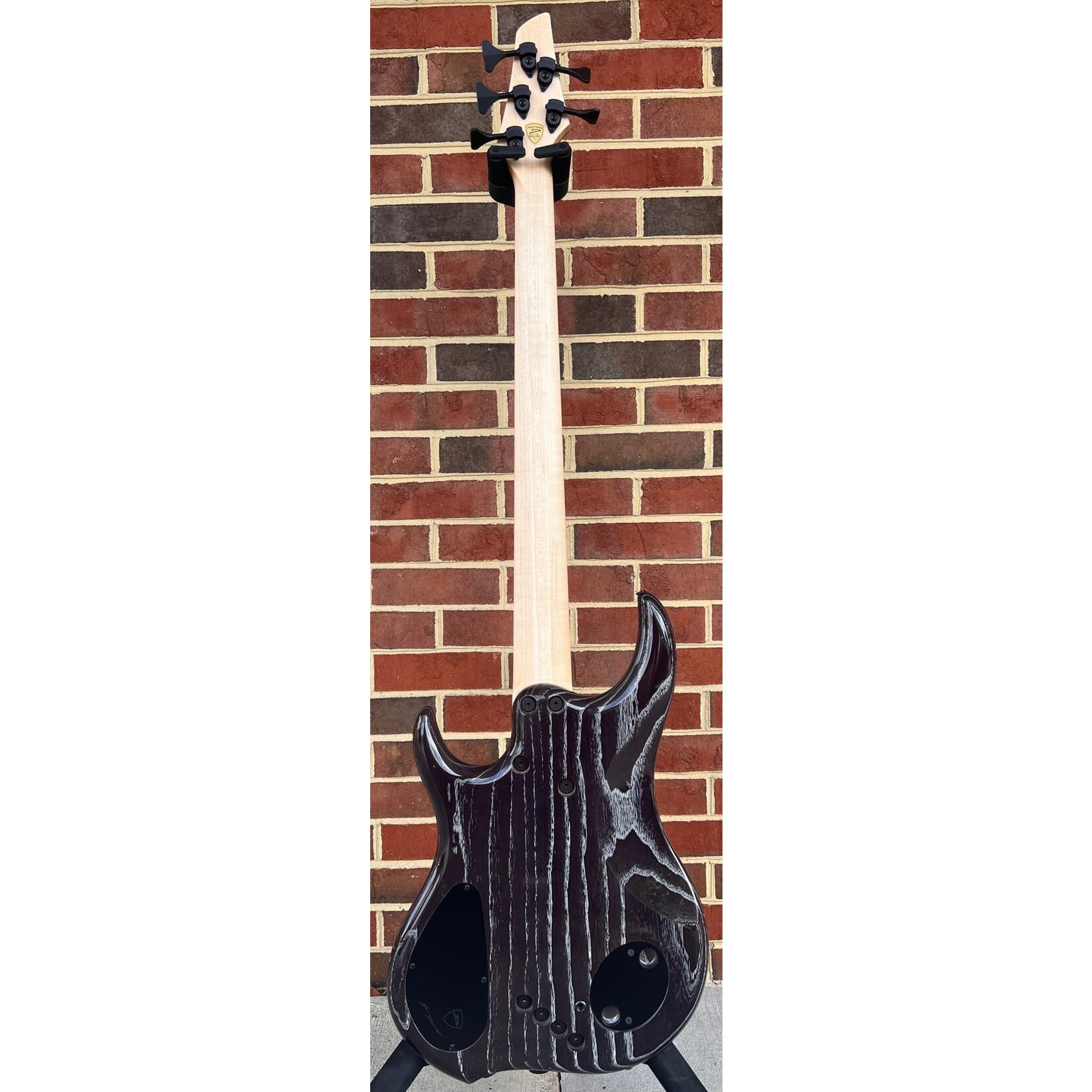 Dingwall Dingwall Z3 Custom 5-String, Bloodmoon Burst, Trans Black Back w/ White Grain Fill, Maple Neck, Macassar Ebony Fretboard, Darkglass Preamp, White Pearloid Speedo Bar Inlays & Side Dots, Matching Headstock, Black Hardware, Gig Bag, SN# 6737