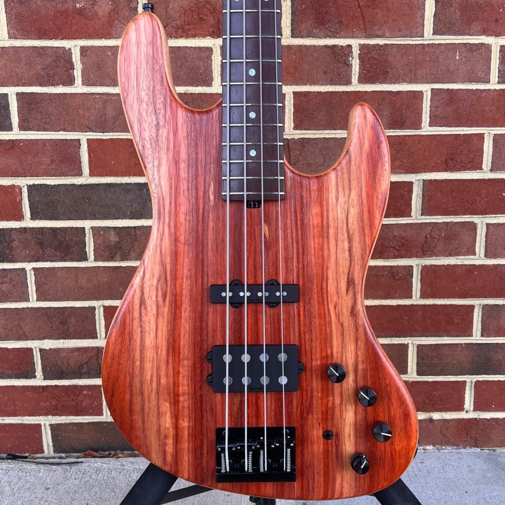 Sadowsky Sadowsky 2024 Limited Edition #4 of 135, MetroLine 21-Fret Standard M/J 4-String Bass, Padouk Top, Okoume Body, Roasted Flame Maple Neck, Sadowsky Sadowsky 2024 Limited Edition #4 of 135, MetroLine 21-Fret Standard M/J 4-String Bass, Padouk Top, Okoume Body, Roasted Flame Maple Neck,