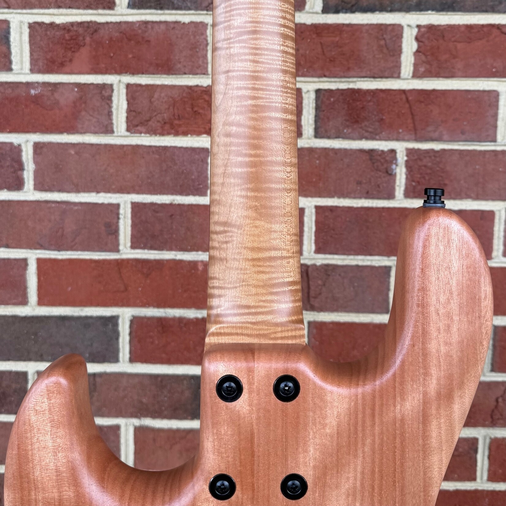 Sadowsky Sadowsky Masterbuilt 2024 Limited, #5 of 35 Worldwide, 4-String, 21-Fret M/J Bass, Marbled Padouk Top, Okoume Body, Roasted Maple Neck, Madagascar Rosewood Fretboard