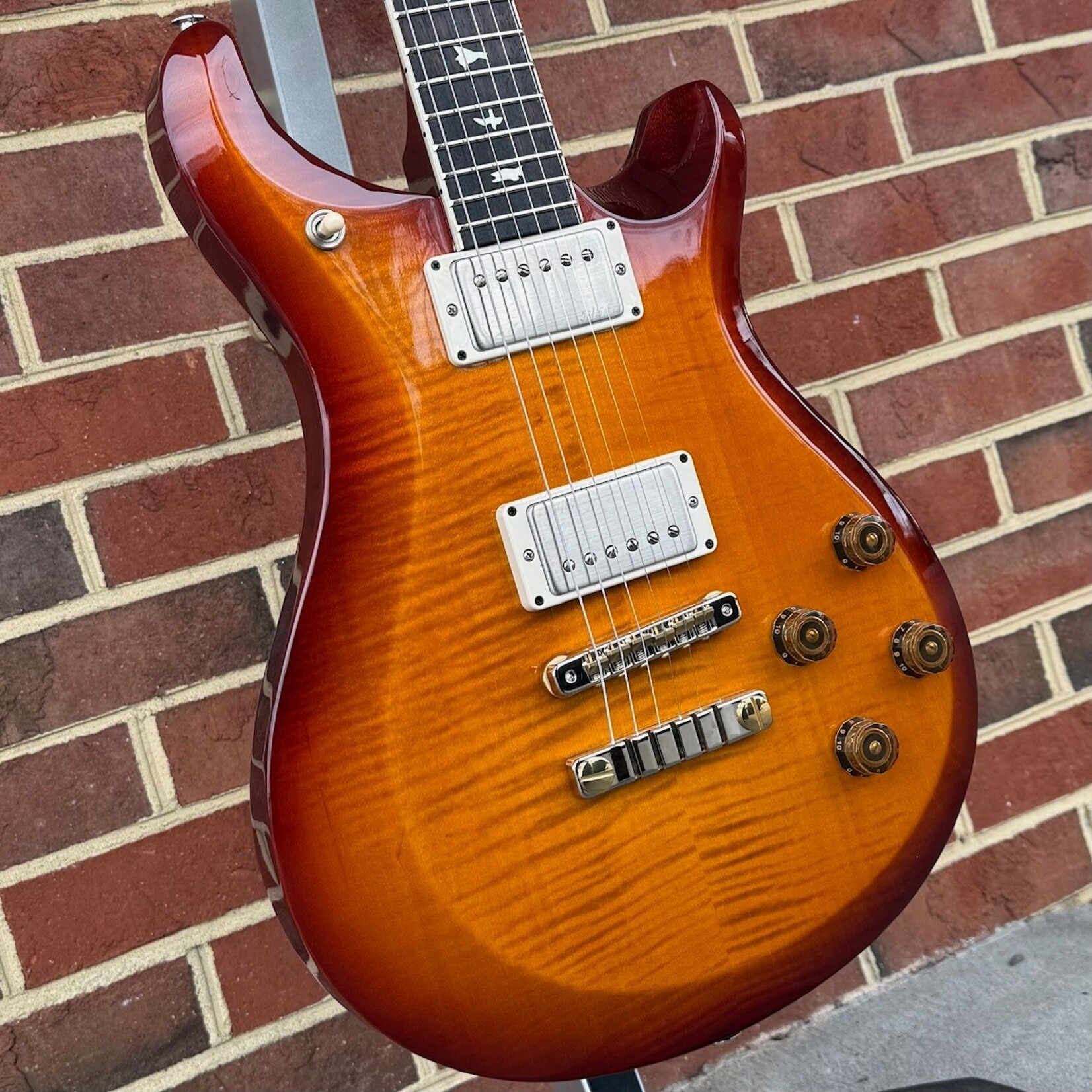 Paul Reed Smith Paul Reed Smith S2 McCarty 594, Dark Cherry Sunburst, Flame Maple Top, Mahogany Body & Neck, 58/15 LT Pickups, Gig Bag