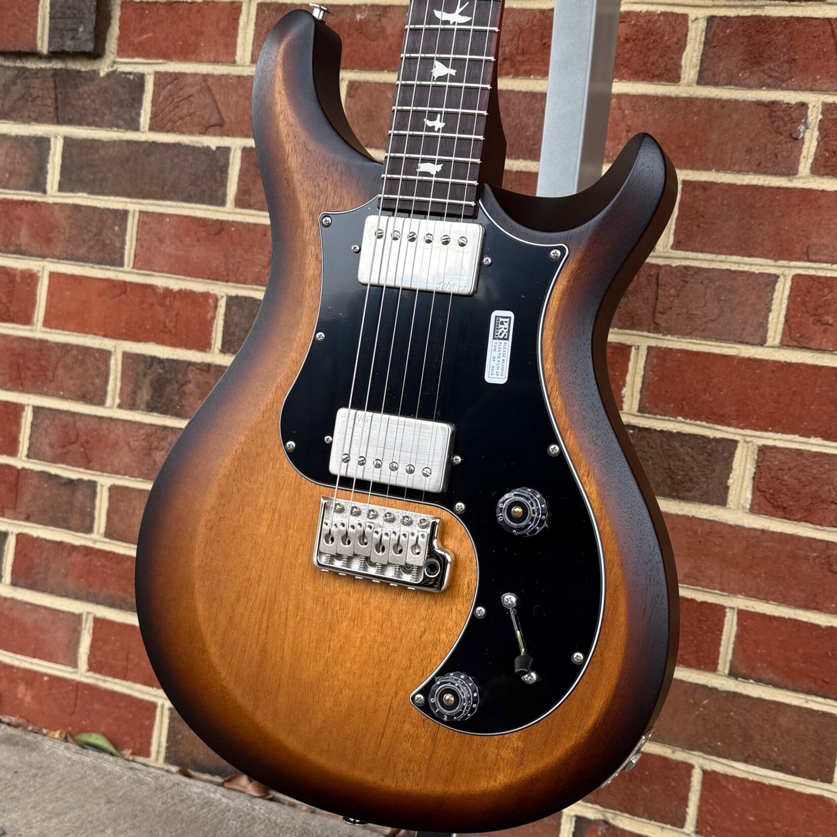 Paul Reed Smith Paul Reed Smith S2 Standard 22 Satin, McCarty Tobacco Sunburst, Mahogany Body & Neck, Rosewood Fretboard, 58/15LT Pickups, Locking Tuners, Gig Bag