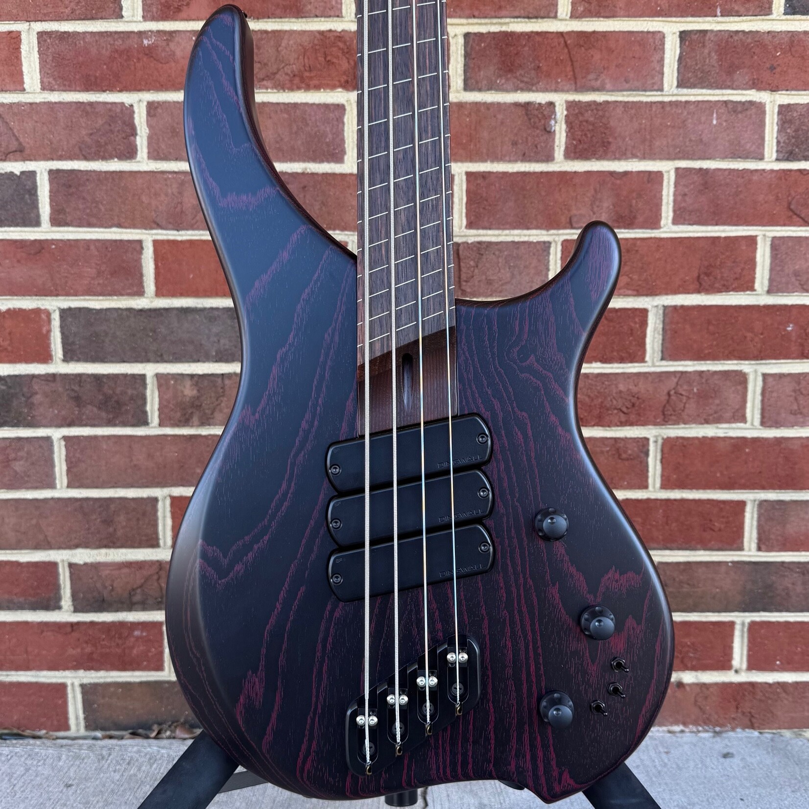 Dingwall Dingwall ABZ Custom 4-String Fretless, Black with Pink Ceruse Satin, Swamp Ash Body, Roasted Ash Neck, Macassar Ebony Fretboard, Segmented Fret Lines, Super Fatty II Pickups, Passive Electronics w/ Toggles, Dingwall Deluxe Gig Bag