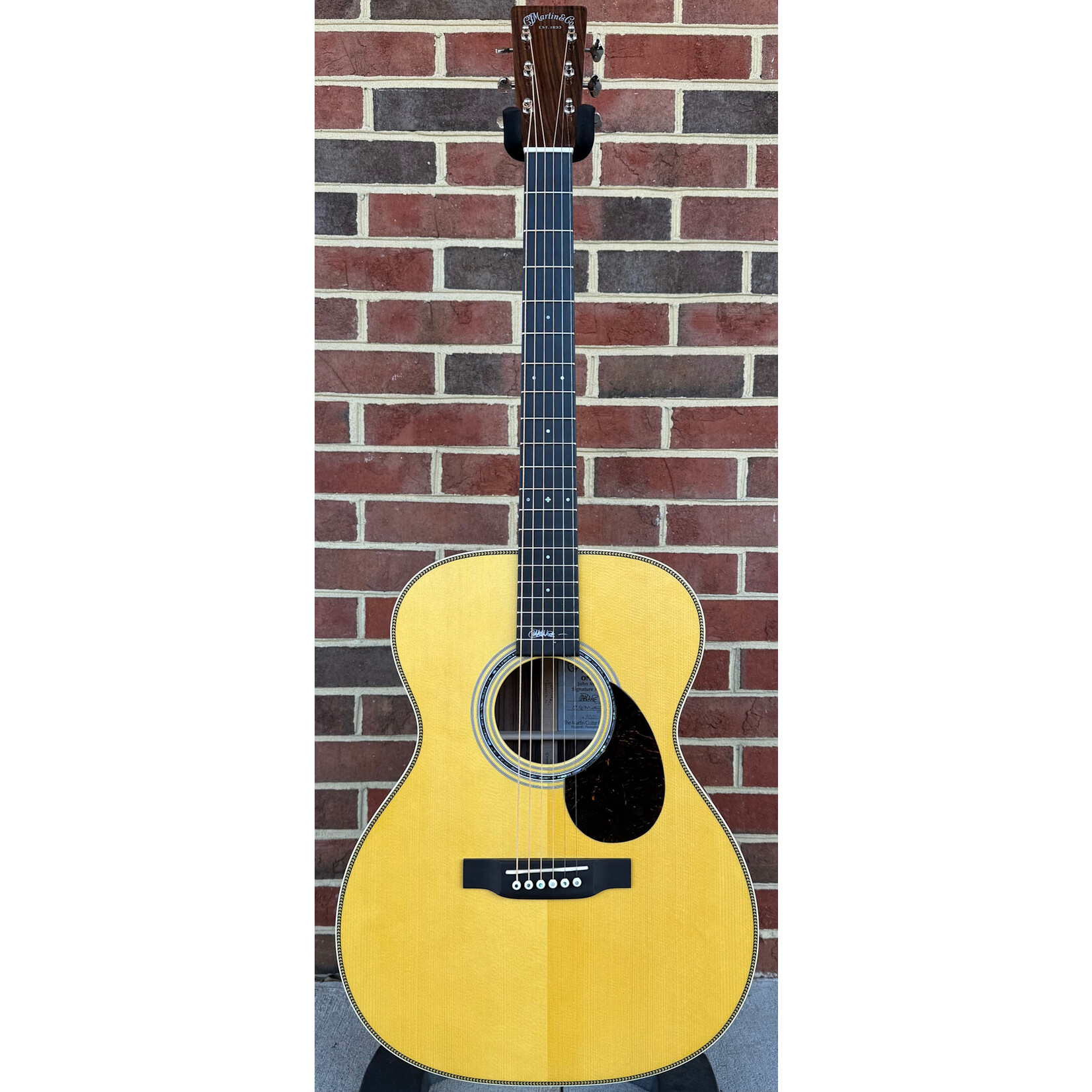 Martin Martin OMJM John Mayer Signature Model, Englemann Spruce Top, East Indian Rosewood Back & Sides, Ebony Bridge & Fretboard, Hardshell Case