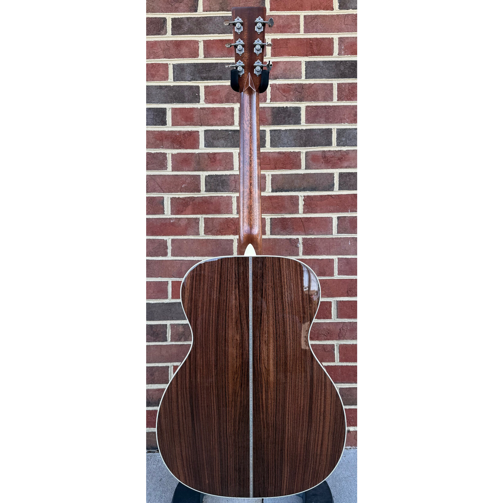 Martin Martin OMJM John Mayer Signature Model, Englemann Spruce Top, East Indian Rosewood Back & Sides, Ebony Bridge & Fretboard, Hardshell Case