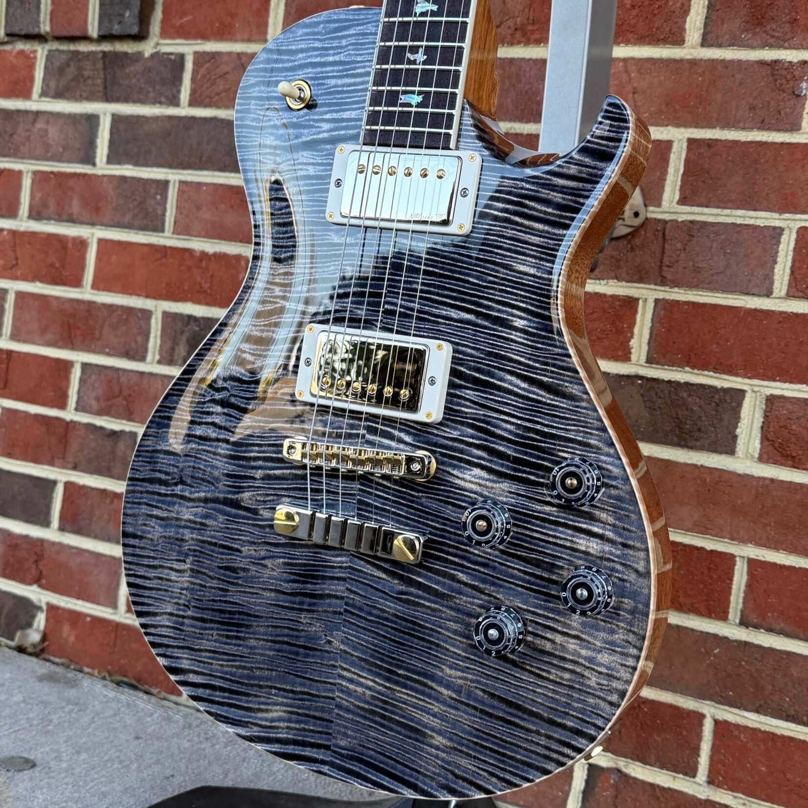 Paul Reed Smith Paul Reed Smith McCarty 594 Singlecut 10-Top, Charcoal, Flame Maple Top, Mahogany Body & Neck, 58/15 LT Pickups, Hardshell Case