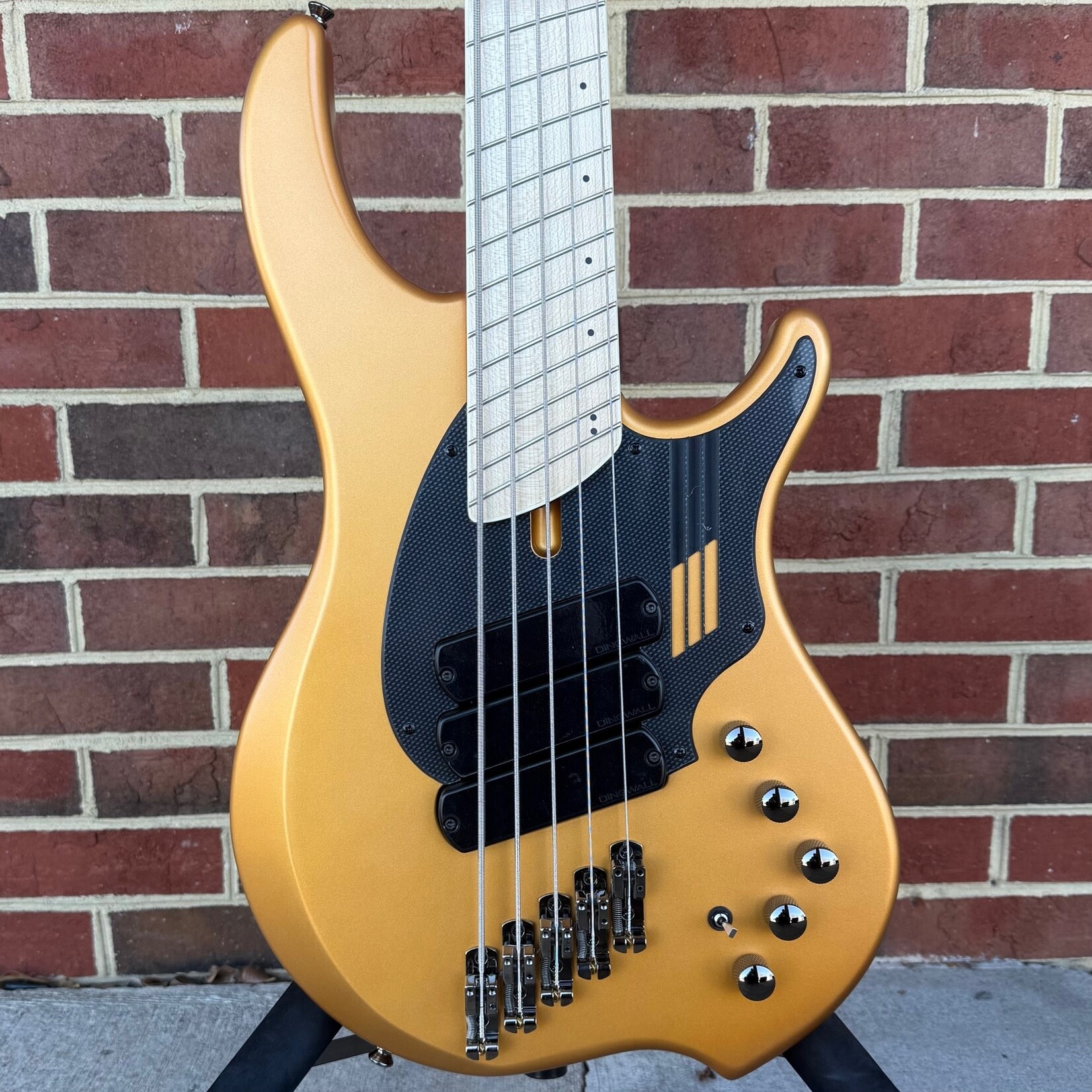 Dingwall Dingwall NG3 5-String, Matte Gold Metallic, Maple Neck, Maple Fretboard, Matching Headstock, Darkglass Tone Capsule, Dingwall Gig Bag, SN# 17425