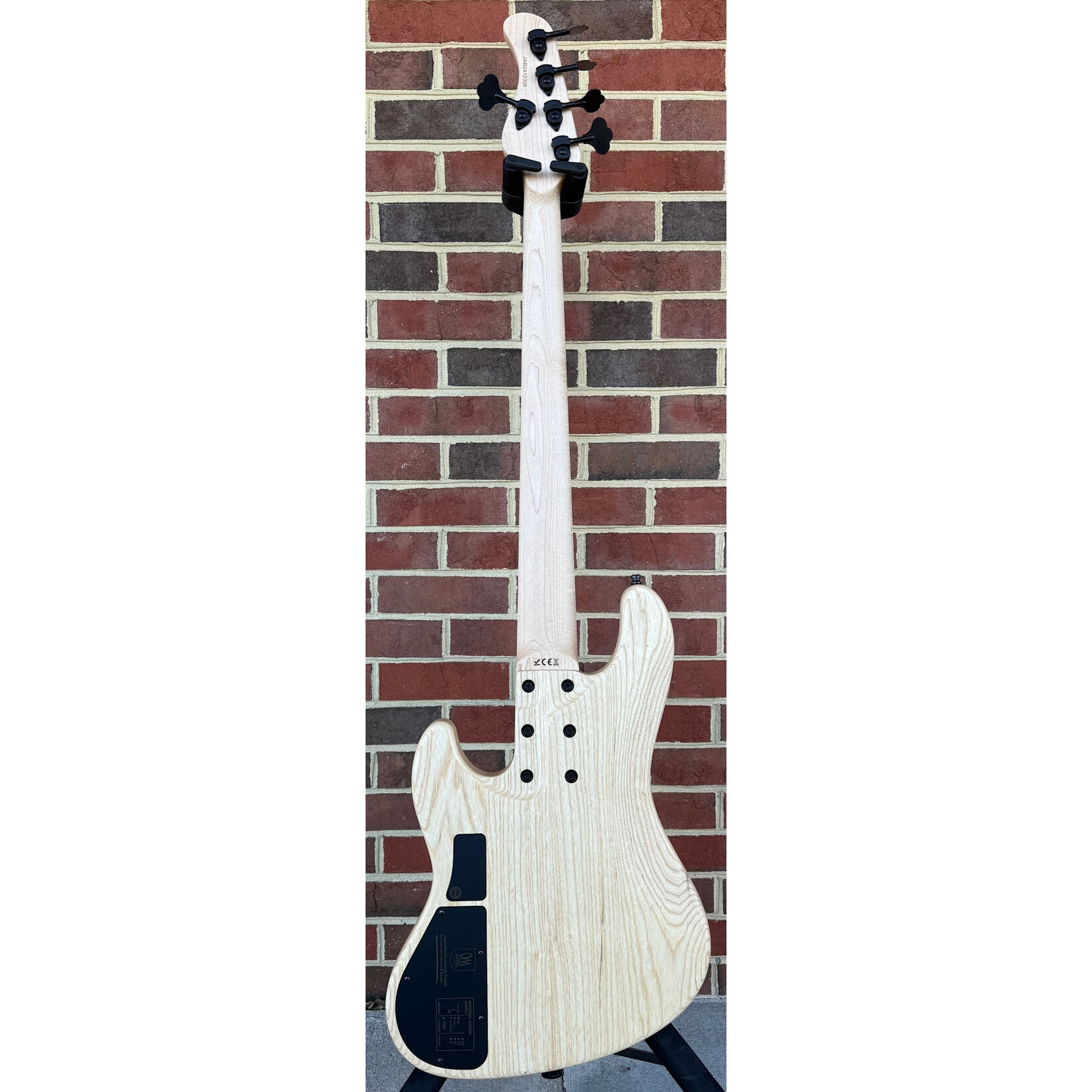 Mayones Mayones Jabba Custom 5, Lava Burst Raw, 4A Eye Poplar Top, Swamp Ash Body, 1pc Maple Neck, 4A Pale Moon Ebony Fretboard, Block Inlays, Velvetrone Muscle 5 Pickup, Mayones Hybrid Case