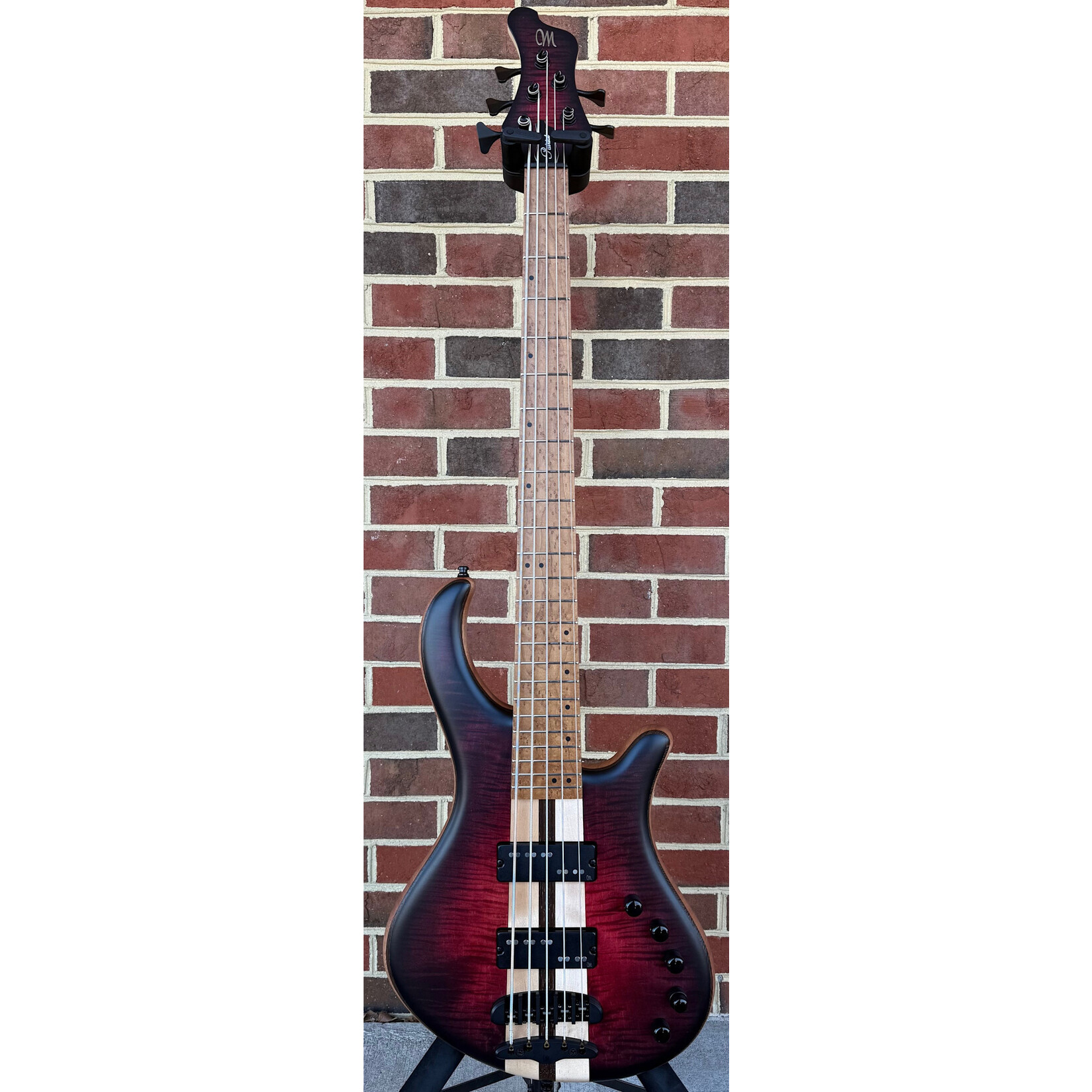 Mayones Mayones Patriot MB 5, NAMM 2025, Red to Black Burst, 4A Flame Maple Top, Mahogany Body, 3pc Maple/Wenge Neck, 4A Birdseye Maple Fretboard, Velvetrone Noble Double 5 Pickups, Musashi Nitoryu Preamp, Mayones Hybrid Case
