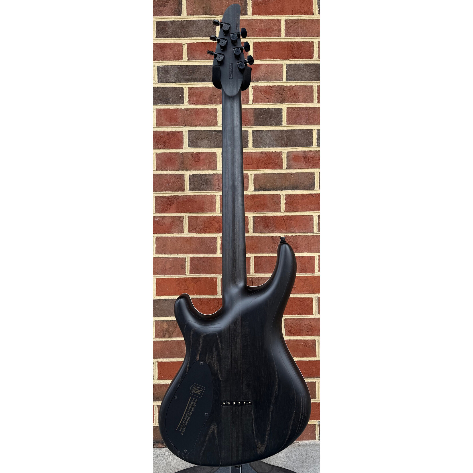 Mayones Mayones Regius 6, Lava Burst RAW, 4A Eye Poplar Top, Swamp Ash Body, 11pc Maple / Mahogany / Wenge / Amazakoe Neck, Royal Ebony Fretboard, Royal Ebony Wood Knobs, Velvetrone Ironside + Solium Pickups, Hardshell Case