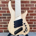 Dingwall Dingwall ABZ Custom 6-String, Natural, Swamp Ash Body, 5pc Maple Neck, Maple Fretboard, P-Tone/Super Fatty II Pickups, Neve Preamp with Toggles, Hipshot Extender Key, Dingwall Deluxe Gig Bag
