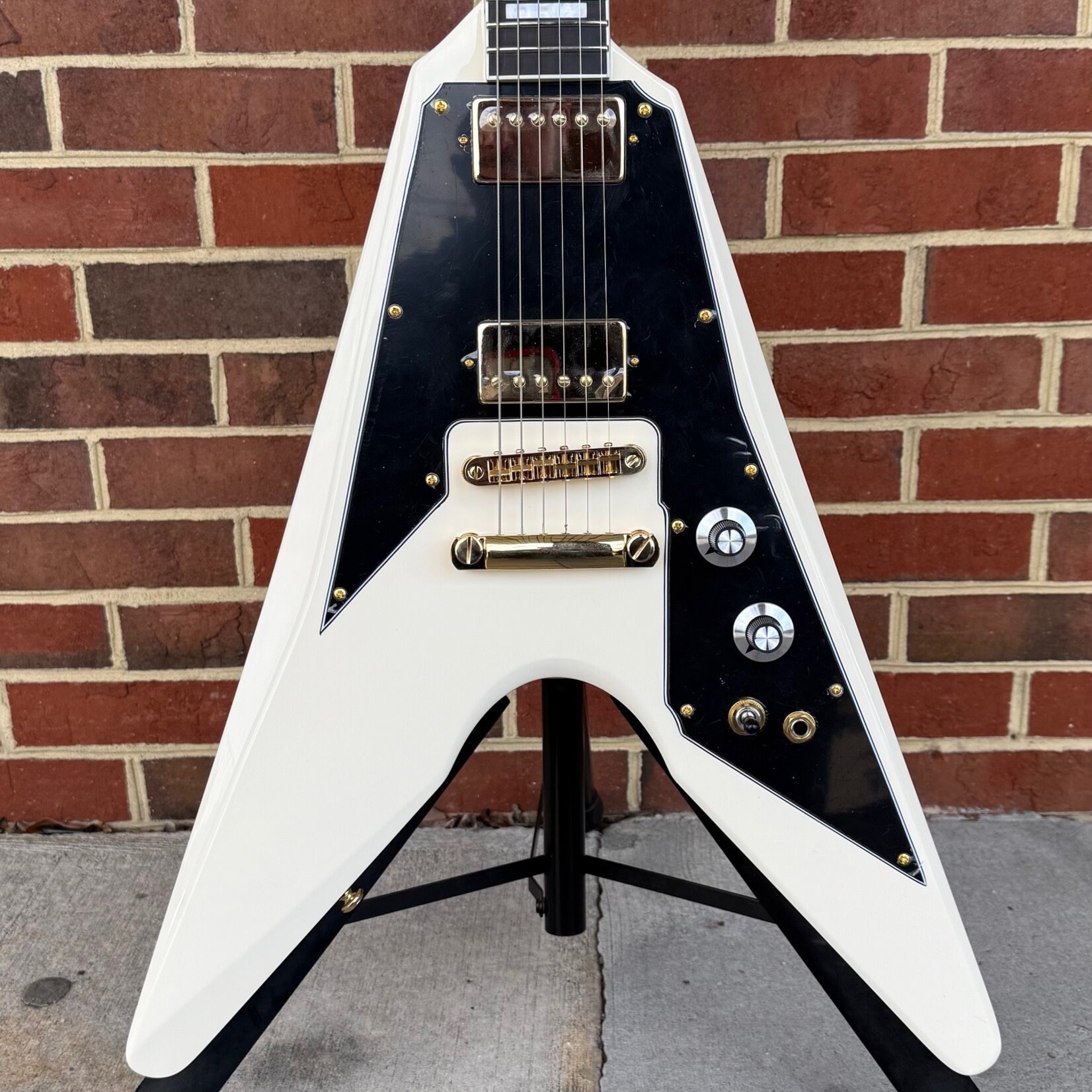 Dunable Guitars Dunable Asteroid DE, Gloss Vintage White, Ebony Fretboard, Block Inlays, Dunable Cthulu Pickups, Gold Hardware, Gig Bag