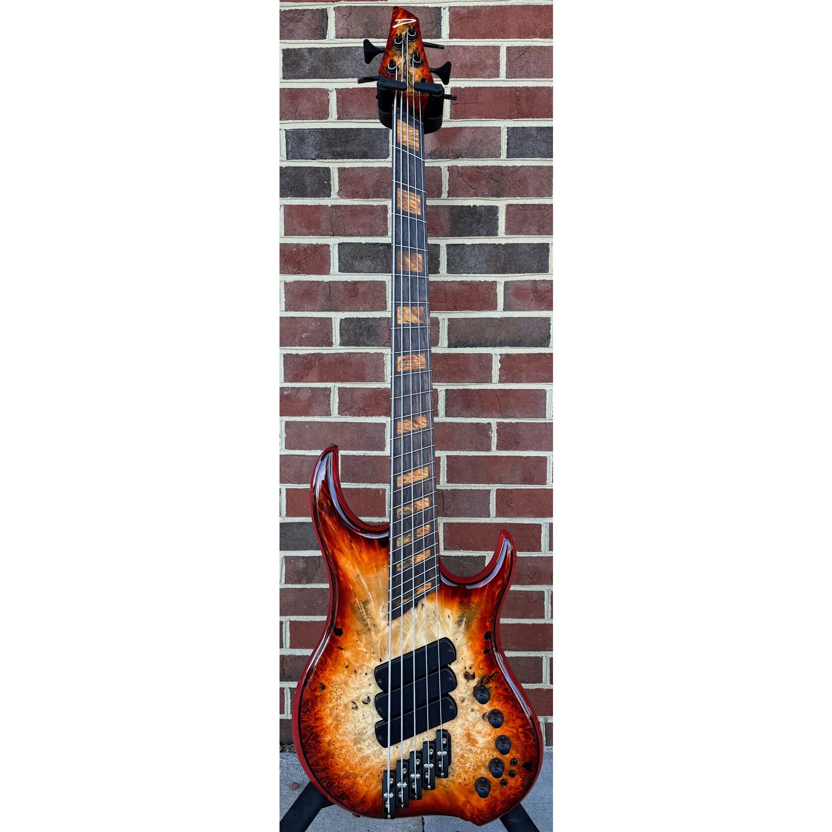 Dingwall Dingwall Custom Z3 5-String, Explosion Burst, Buckeye Burl Top, Wenge Contrast Layer, Dual-Density Swamp Ash/Northern Alder Body, Wenge Neck, Ebony Fretboard, Matching Wood Block Inlays, Neve Preamp w/ Toggles,