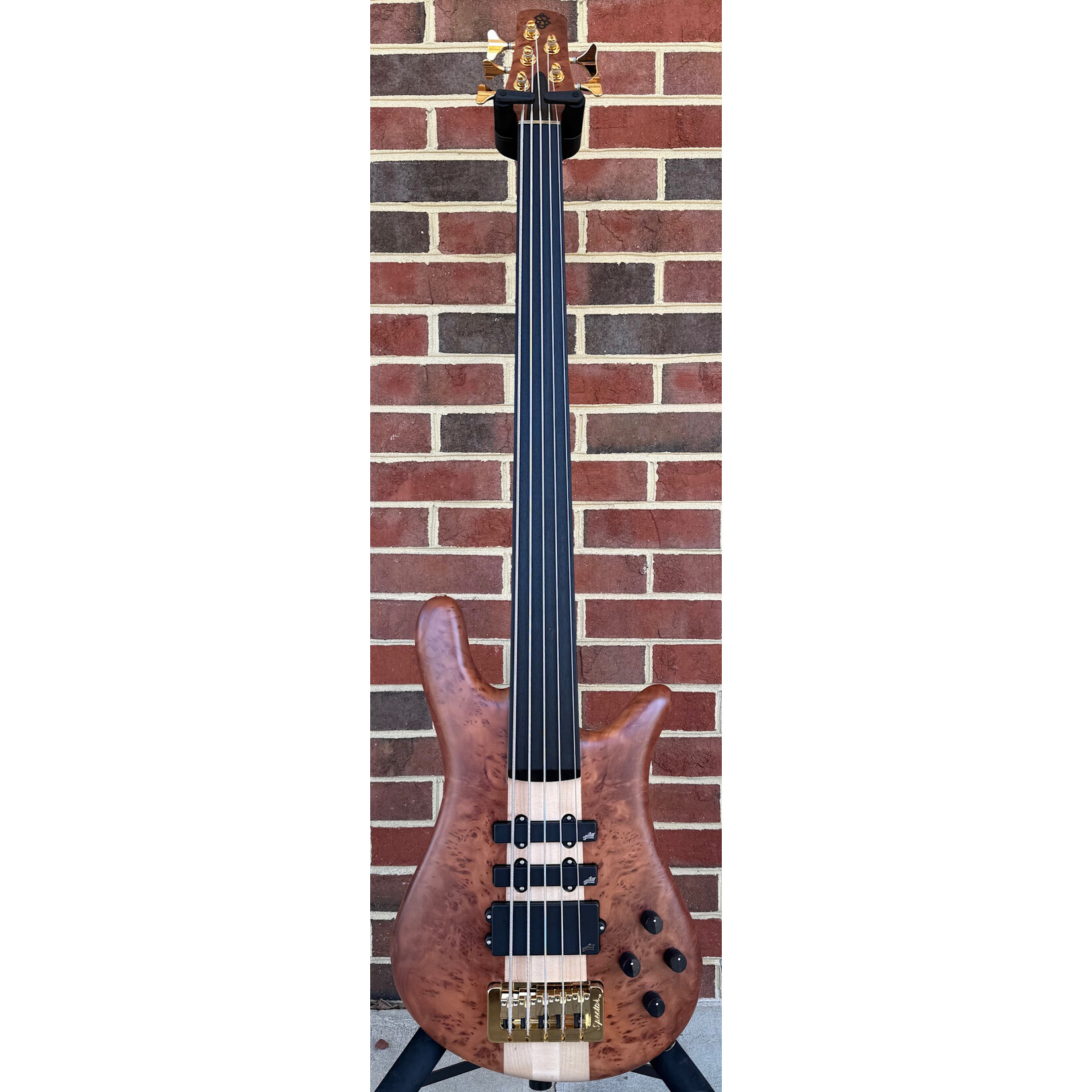 Spector Spector USA NS-5XL Fretless, Redwood Burl Top, Reclaimed Redwood Body, 3pc Maple Neck, Ebony Fretboard, Aguilar DCB M/JJ Pickups, Dunlop Flush Mount Strap Locks, TSA Case