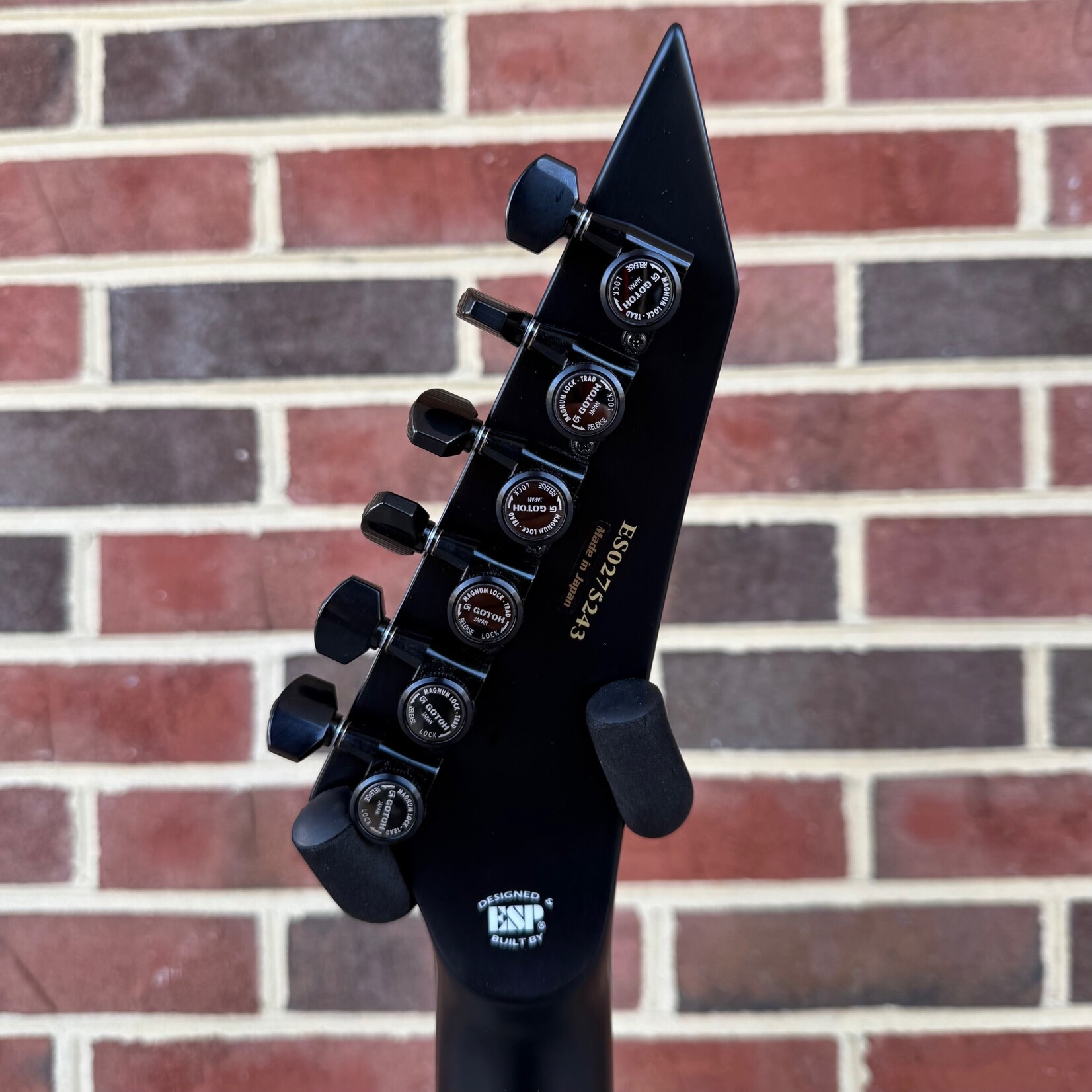 ESP ESP E-II M-II, Neck-Thru, Burl Maple Top, Mercury Blue Burst, Bareknuckle Pickups, Hardshell Case