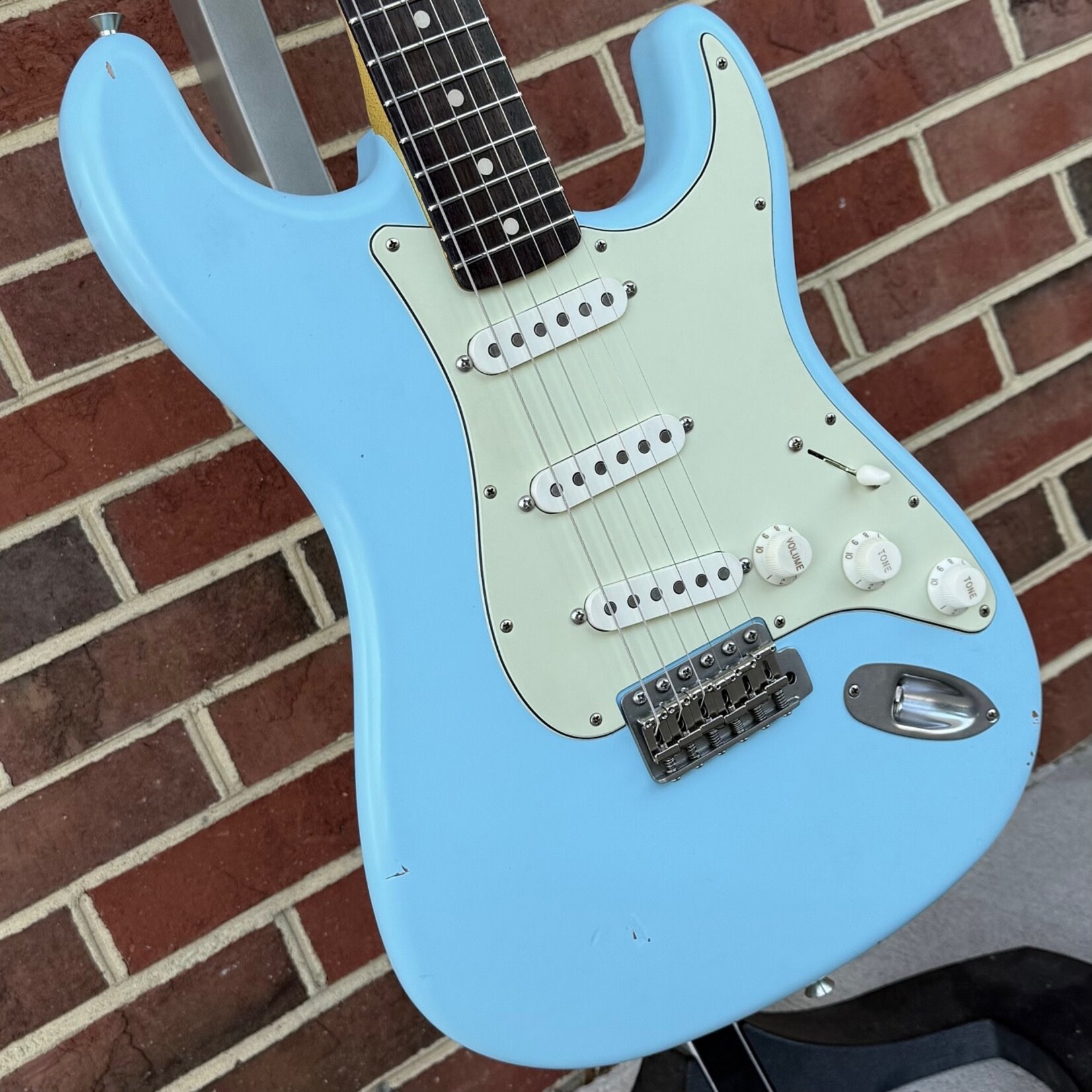 Nash Nash S-63, Sonic Blue, Alder Body, Light Aging, Maple Neck, Rosewood Fretboard, Matching Headstock, Lollar Pickups, Hardshell Case
