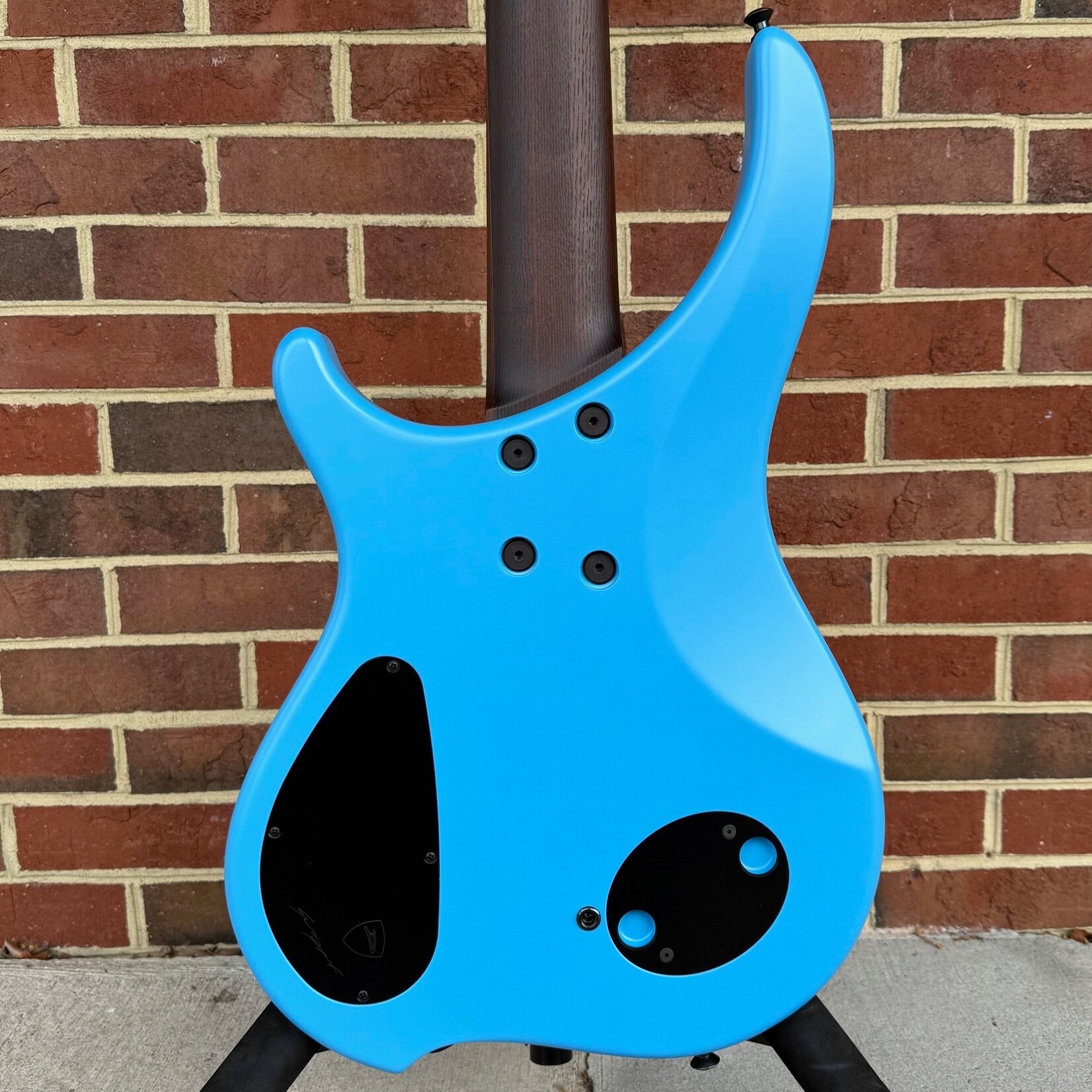 Dingwall Dingwall ABI Custom 5-String, NAMM 2025, BMW Marina Blue, Alder Body, Roasted Ash Neck, Wenge Fretboard, White Pearloid Speedo Bars Inlay, Super Fatty II Pickups, Darkglass Tone Capsule w/ Toggles, Dingwall Deluxe Gig Bag