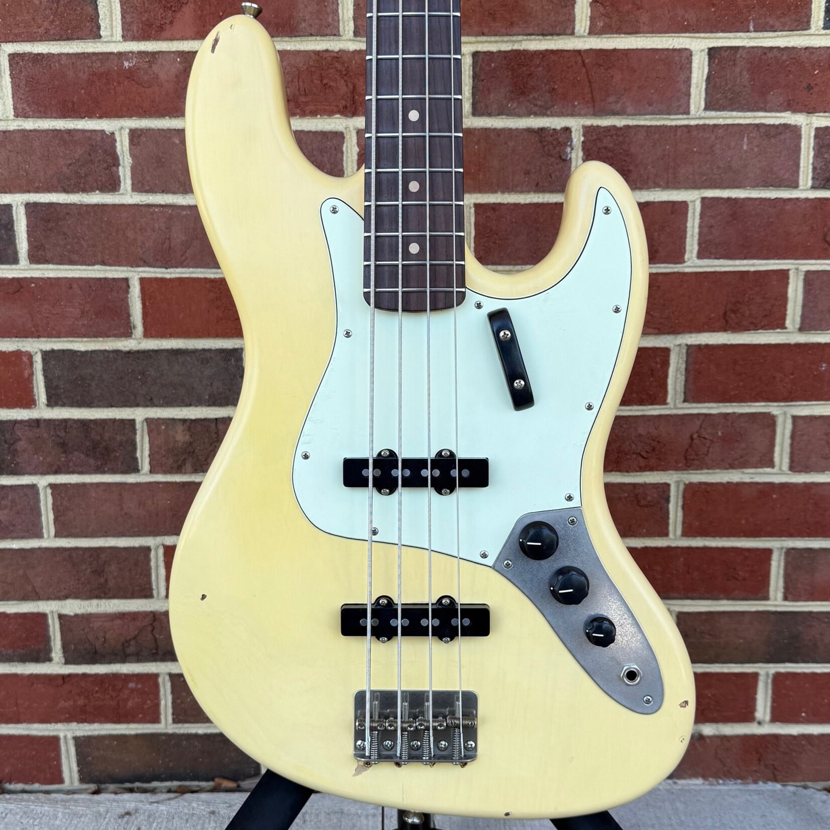 Nash Nash JB-63, Cream, Light Aging, Ash Body, Maple Neck, Rosewood Fretboard, Lollar Vintage JB Set, Hardshell Case