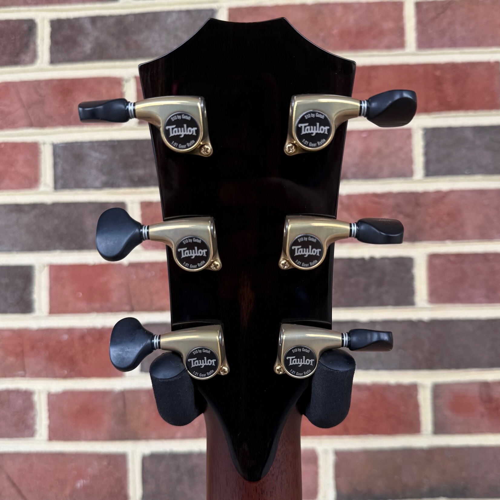 Taylor Taylor NAMM 2025 Catch Custom #3 "Canela" - 1 of 20, Grand Auditorium, Sinker Redwood Top, Black Limba Back & Sides, Ebony Binding with Radius Armrest, Island Vine Inlay, Gotoh 510 Tuners, ES2 Electronics, Hardshell Case