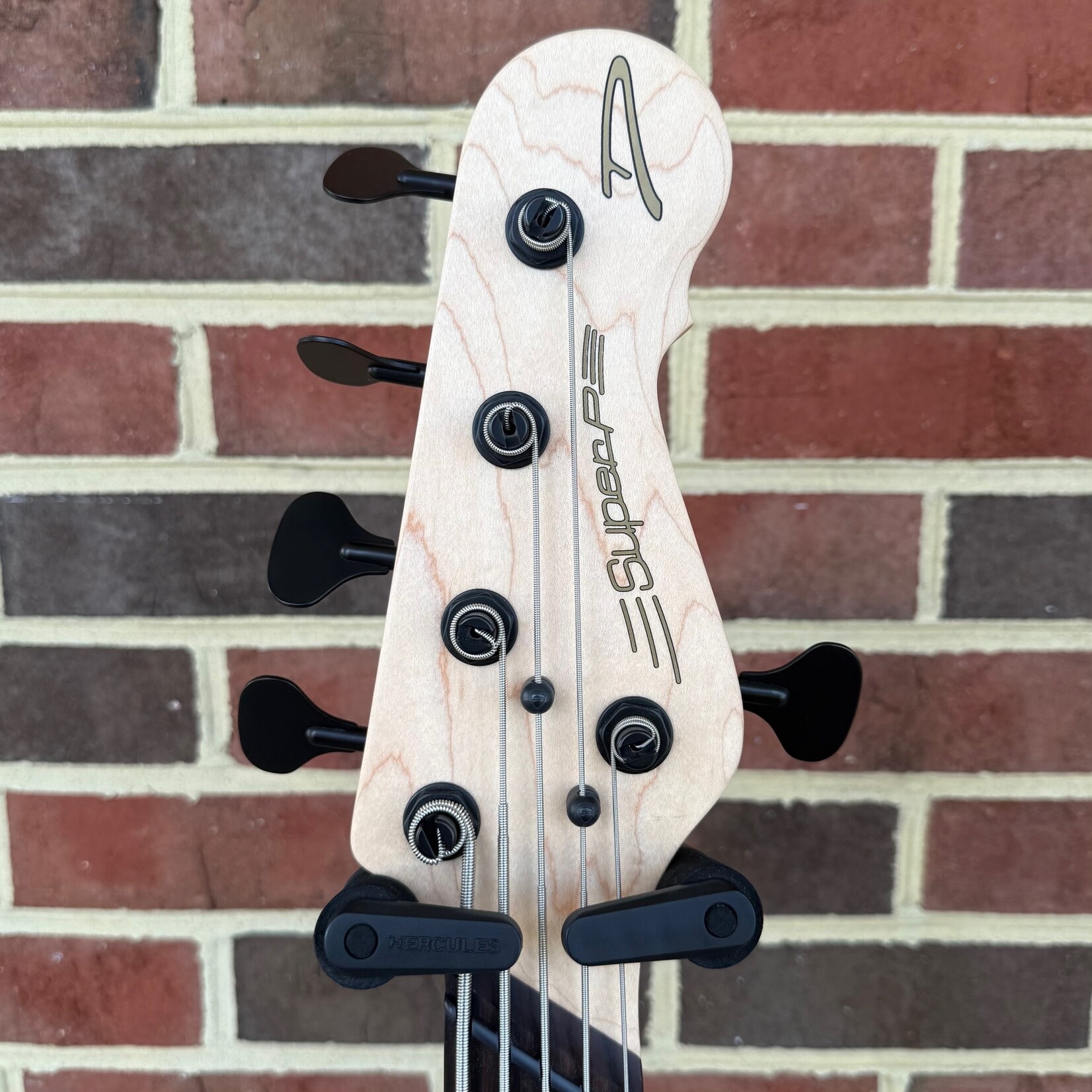 Dingwall Dingwall SP1 5-String, Gloss Vintageburst, Alder Body, Maple Neck, Rosewood Fretboard, Matte Coco Gold Pickguard, Gig Bag, SN# IE250101406