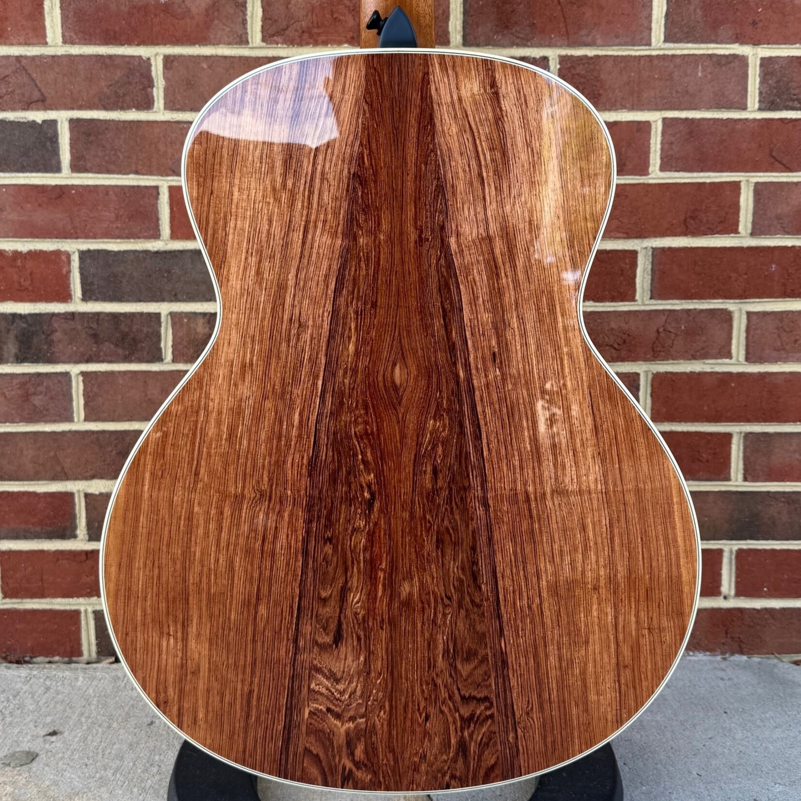 Taylor Taylor Gold Label 814e SB, Torrefied Spruce Top, Honduran Rosewood Back & Sides, LR Baggs Element VTC Electronics, Gold Label Hardshell Case