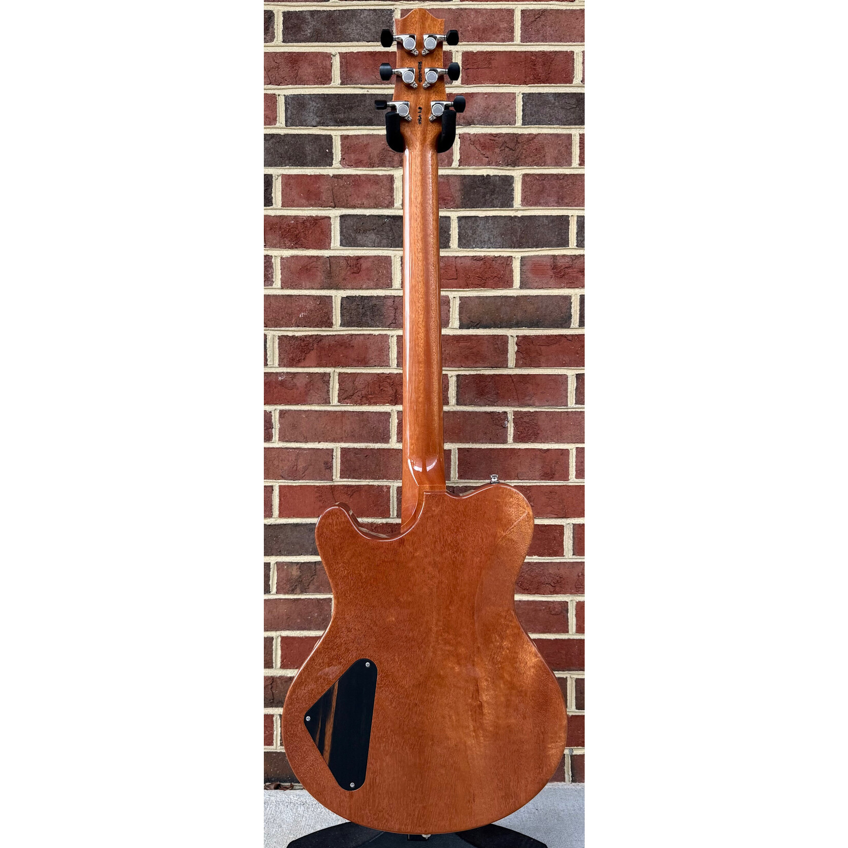 Nik Huber Guitars Nik Huber Redwood, Tiger Eye Burst, Exceptional Burl Redwood Top, Semi-Hollow Mahogany Body, Mahogany Neck, Ebony Fretboard, Ebony Headstock Veneer, Abalone Dot Inlays, Hardshell Case