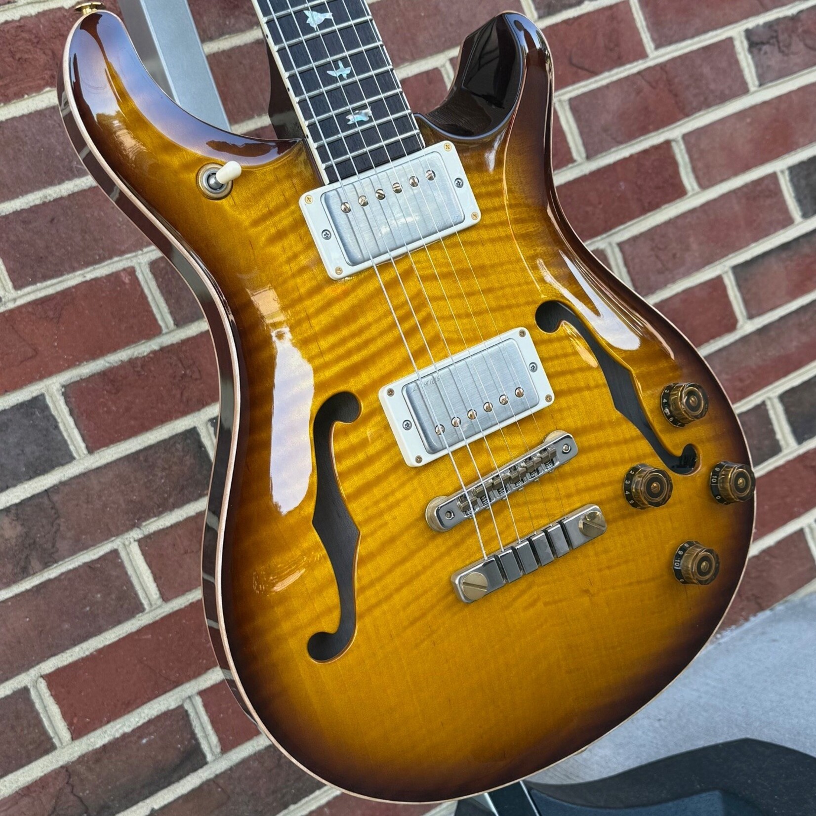 Paul Reed Smith Paul Reed Smith McCarty 594 Hollowbody II 10-Top, McCarty Tobacco Sunburst, Hardshell Case (USED/CONSIGNMENT)