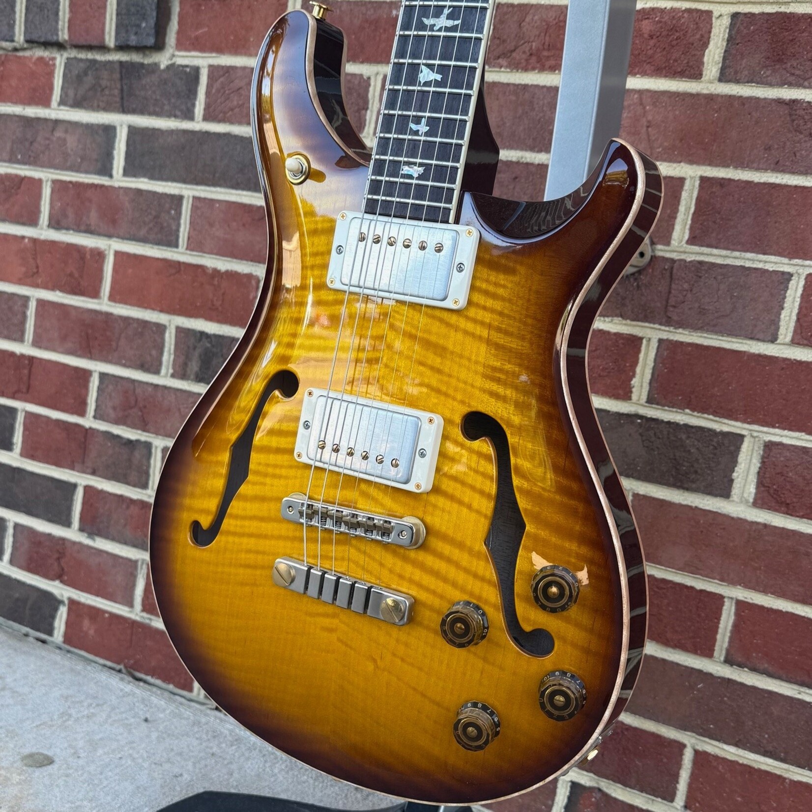 Paul Reed Smith Paul Reed Smith McCarty 594 Hollowbody II 10-Top, McCarty Tobacco Sunburst, Hardshell Case (USED/CONSIGNMENT)