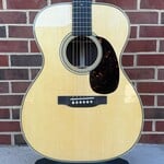 Martin Martin 000-28, Spruce Top, East Indian Rosewood Back & Sides, Hardshell Case