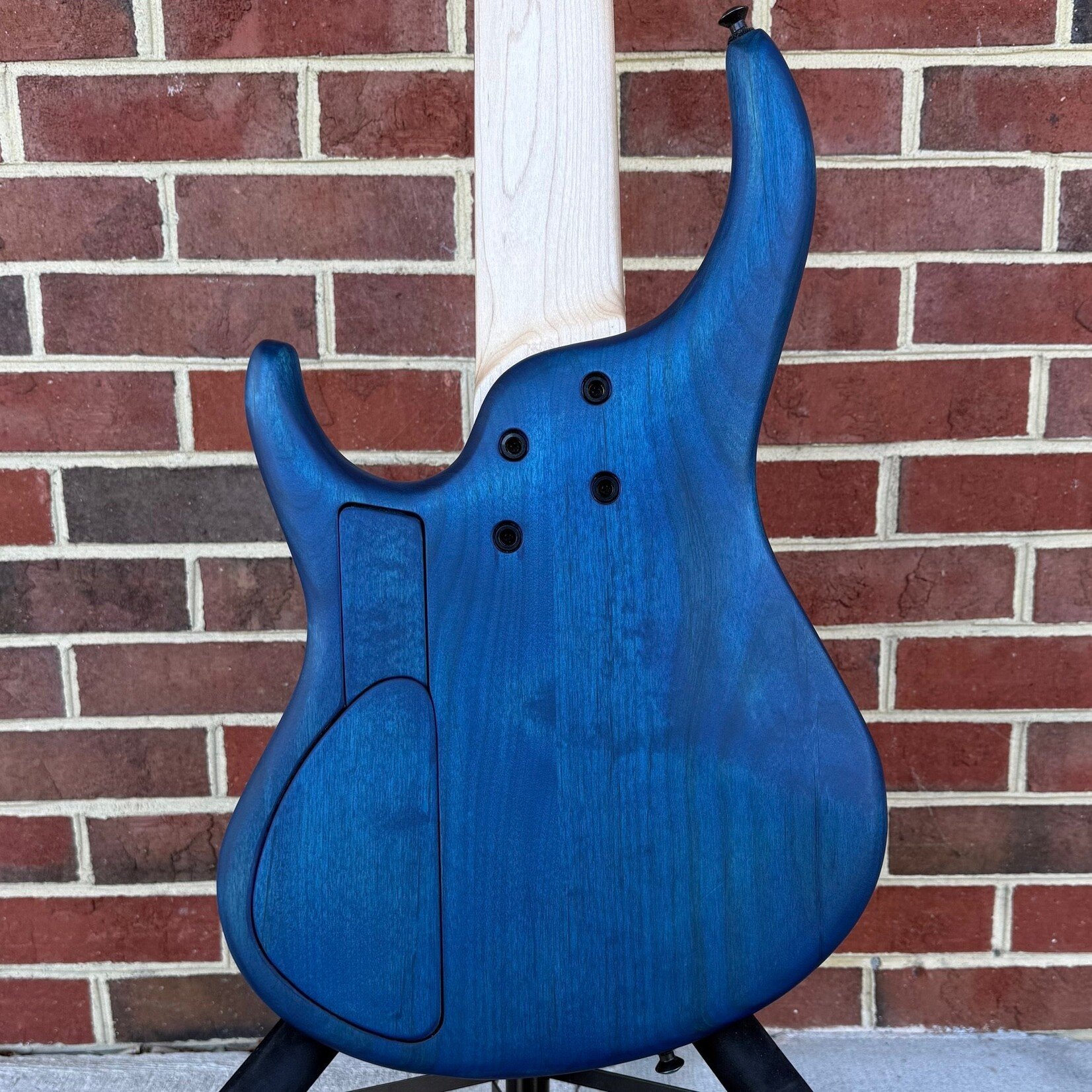 MTD MTD USA 535-24, Blueburst, Premium Quilted Maple Top, Alder Body, Maple Neck, Morado Fretboard, Matching Headstock, Matching Wood Knobs, Custom MTD Bridge, MTD Bag
