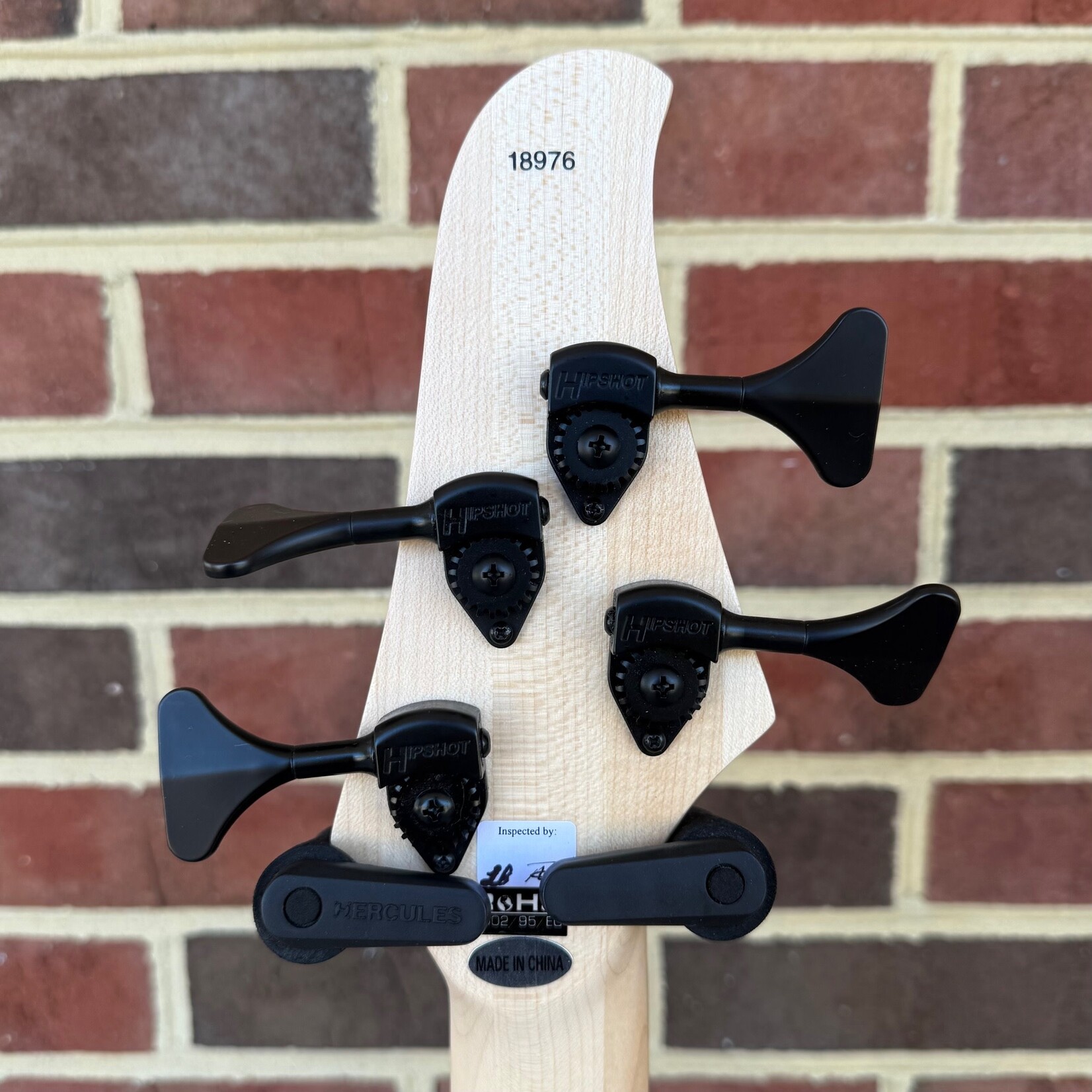 Dingwall Dingwall D-Roc Standard 4-String, Matte Ducati Pearl White, Pau Ferro Fretboard, Dingwall Gig Bag