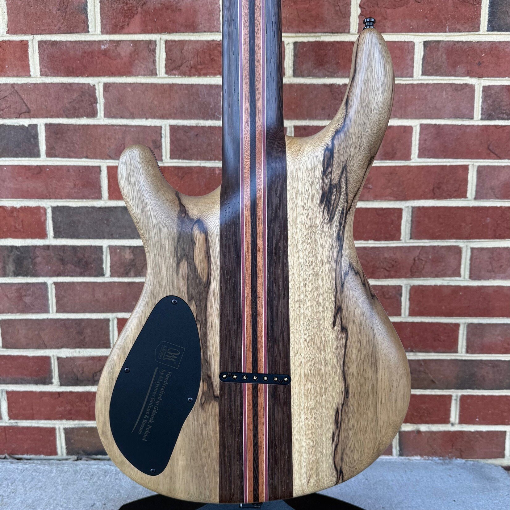 Mayones Mayones Regius 7 TT, Custom Color, True Temperament Frets, 4A Eye Poplar Top, Black Limba Body, Exotic II Neck, Bare Knuckle Pickups Black Hawk, Hipshot Bridge & Tuners, Hardshell Case