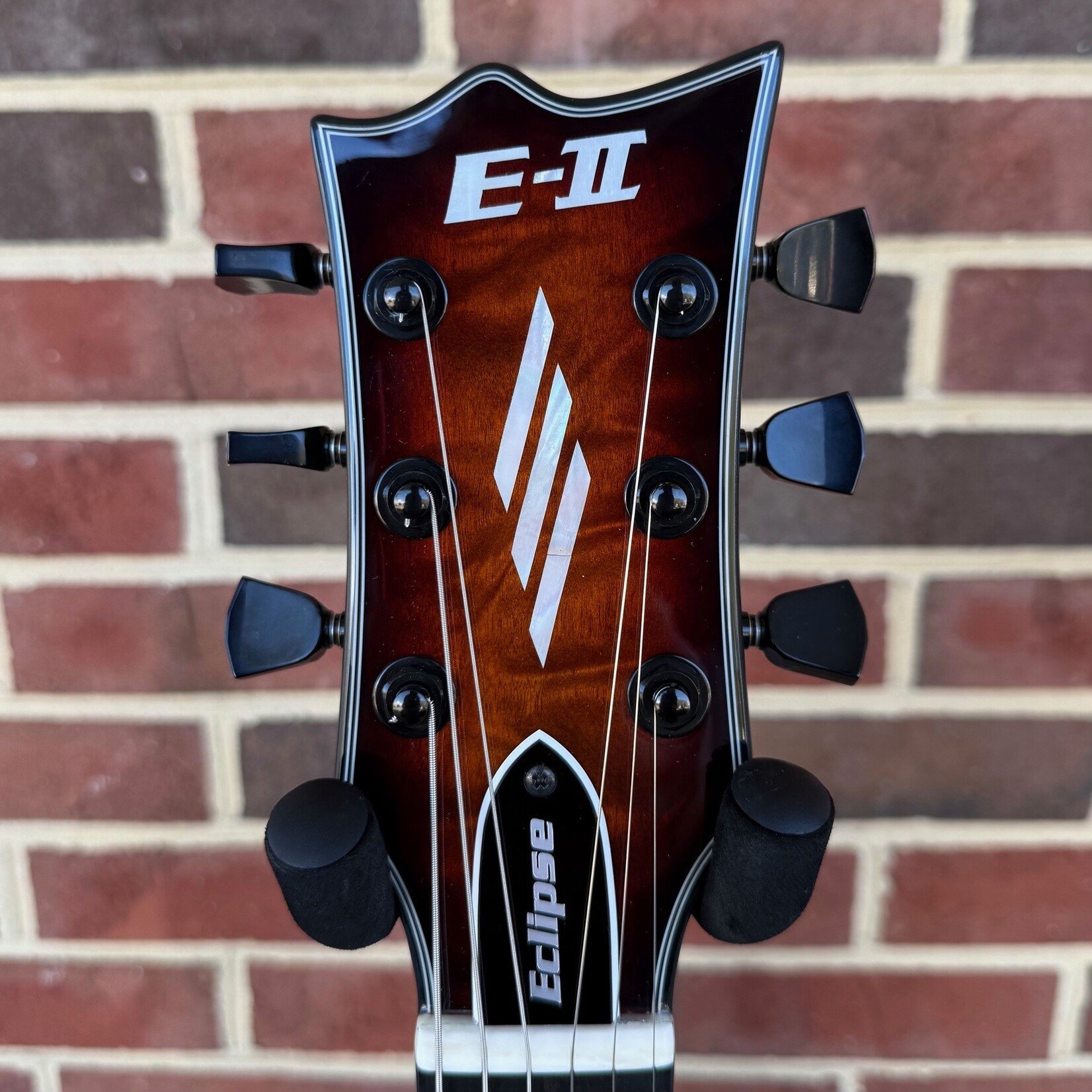 ESP ESP E-II Eclipse, Tiger Eye Sunburst, Quilted Maple Top, Mahogany Neck & Body, Ebony Fretboard, Fishman Fluence Modern Pickups, Locking Tuners, Hardshell Case