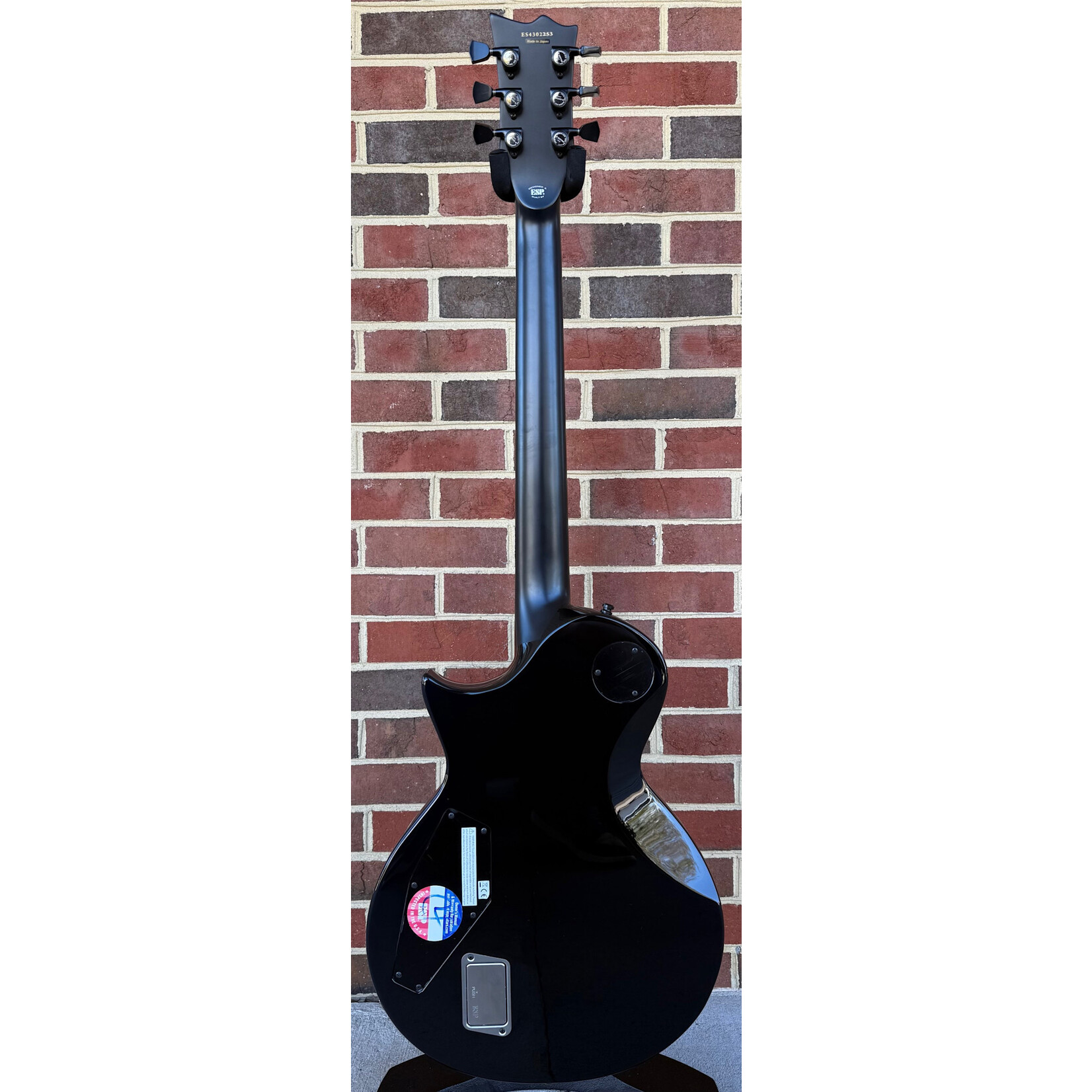 ESP ESP E-II Eclipse, Tiger Eye Sunburst, Quilted Maple Top, Mahogany Neck & Body, Ebony Fretboard, Fishman Fluence Modern Pickups, Locking Tuners, Hardshell Case