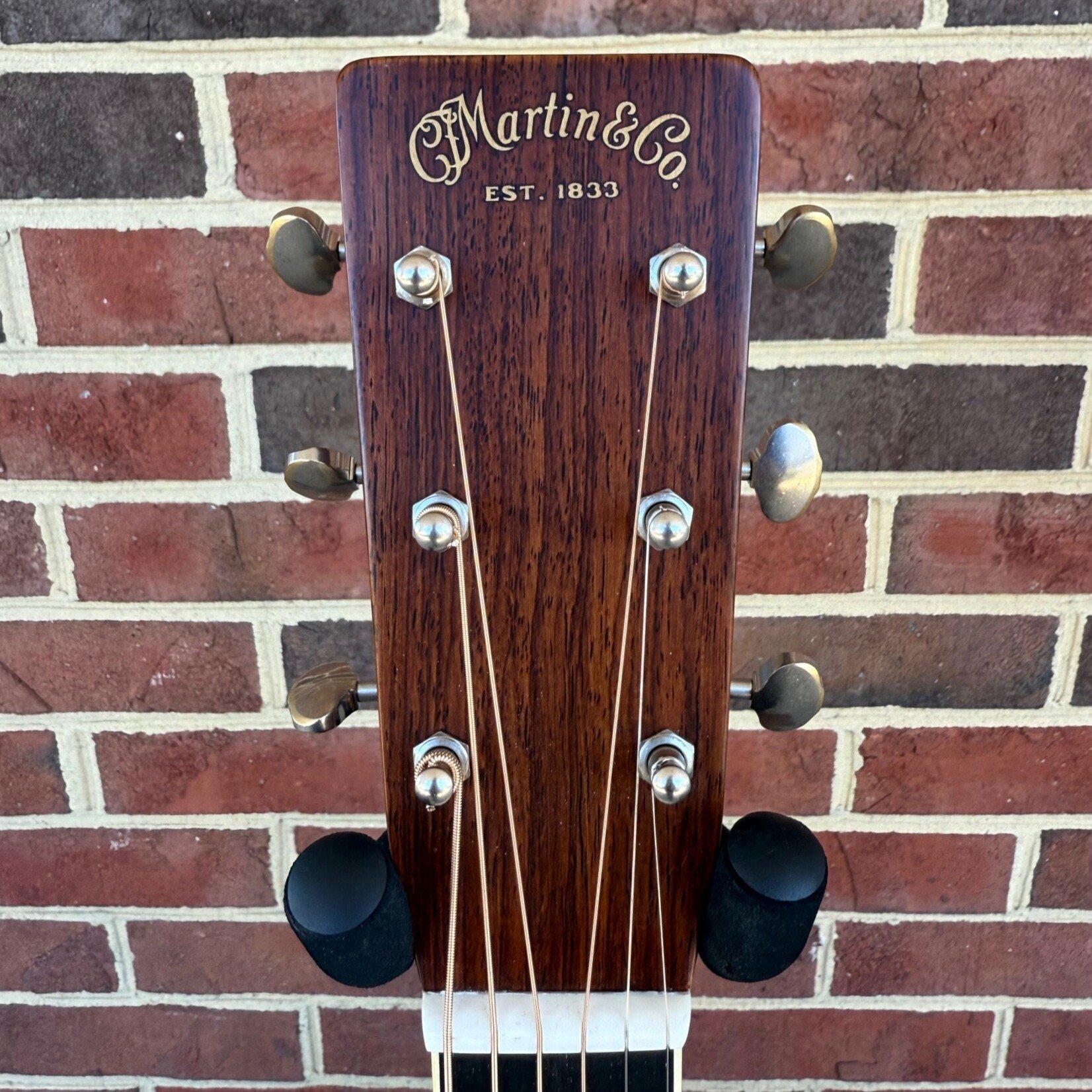 Martin Martin Eric Clapton Signature 30th Anniversary 000-42EC Limited Edition, Adirondack Spruce Top, Guatemalan Rosewood Back & Sides, Hardshell Case