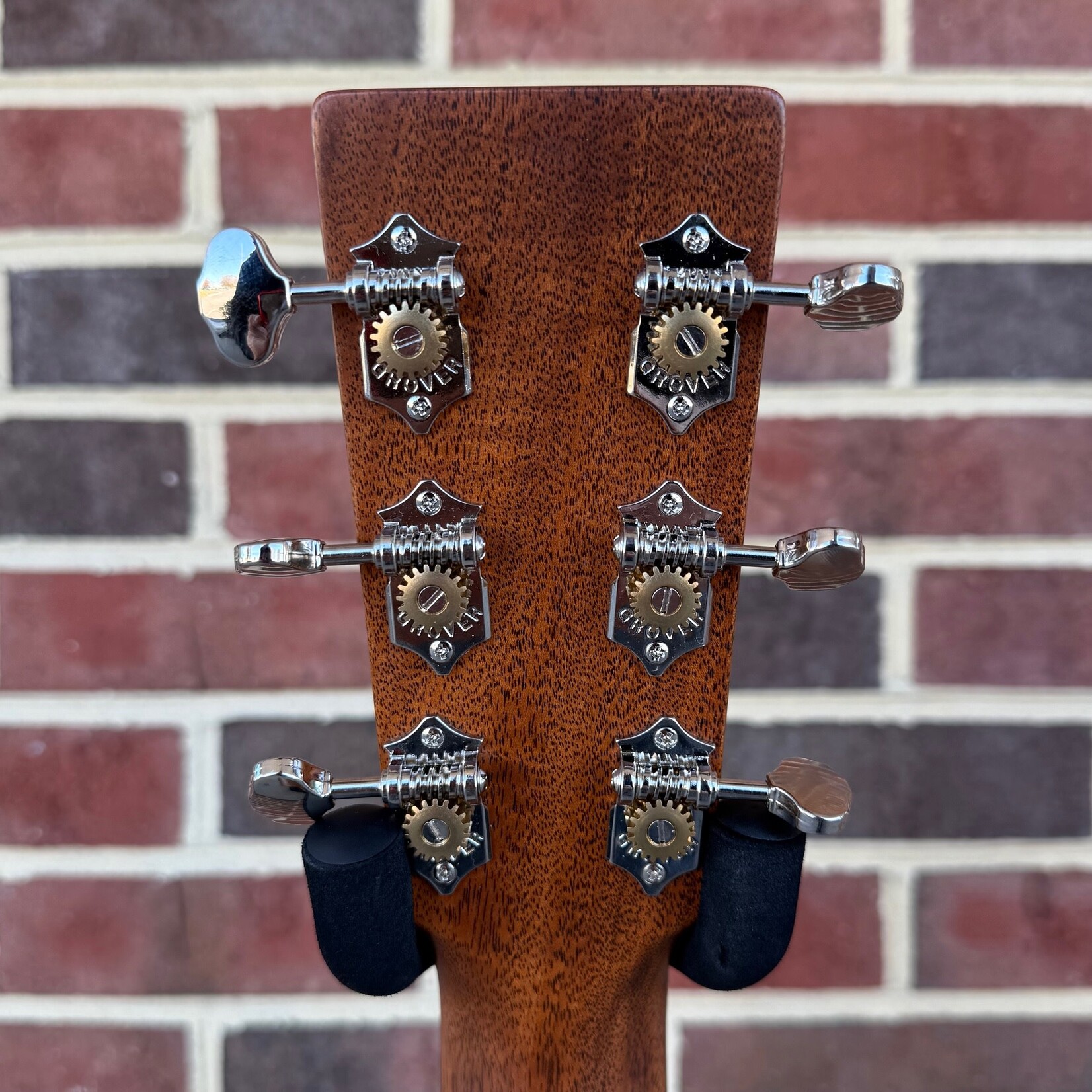 Martin Martin 000-17, Mahogany Top, Mahogany Back & Sides, Hardshell Case