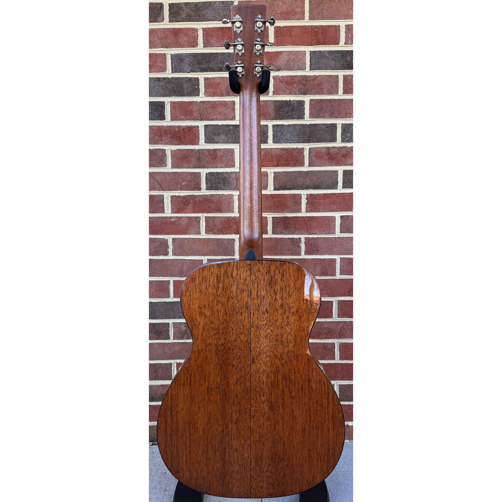 Martin Martin 000-18, Spruce Top, Mahogany Back & Sides, Hardshell Case