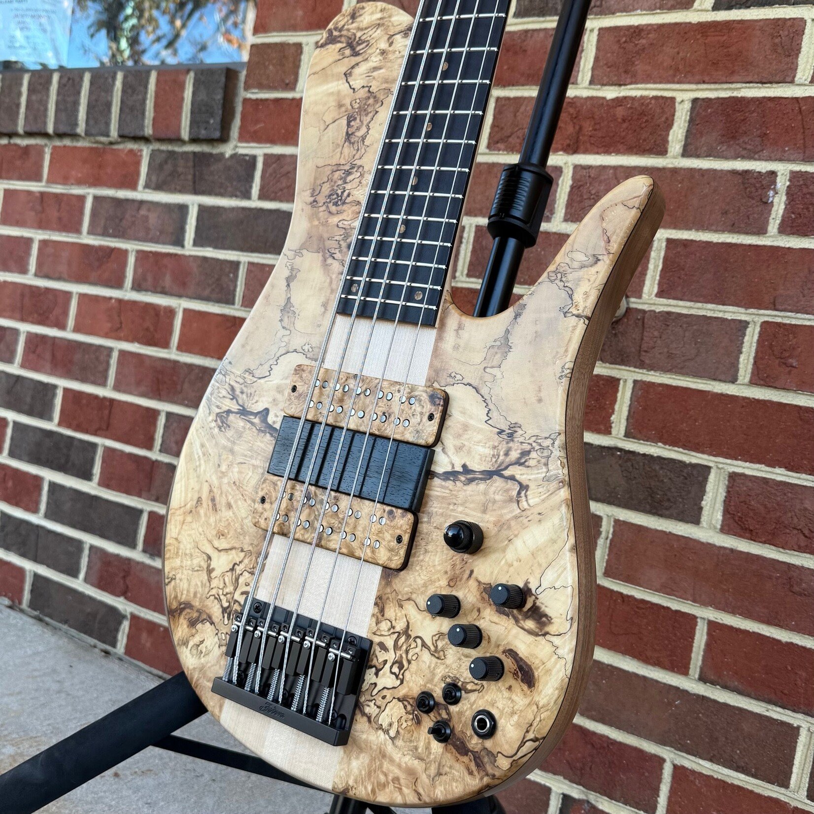 Fodera Fodera Imperial Elite, Chestnut Burl Top, Walnut Body, Alder Tone Block, Flamed Ebony Fretboard, Flamed Ebony Ramp, Chestnut Dot Inlays, Fodera/Duncan Dual Coil Pickups, Hardshell Case