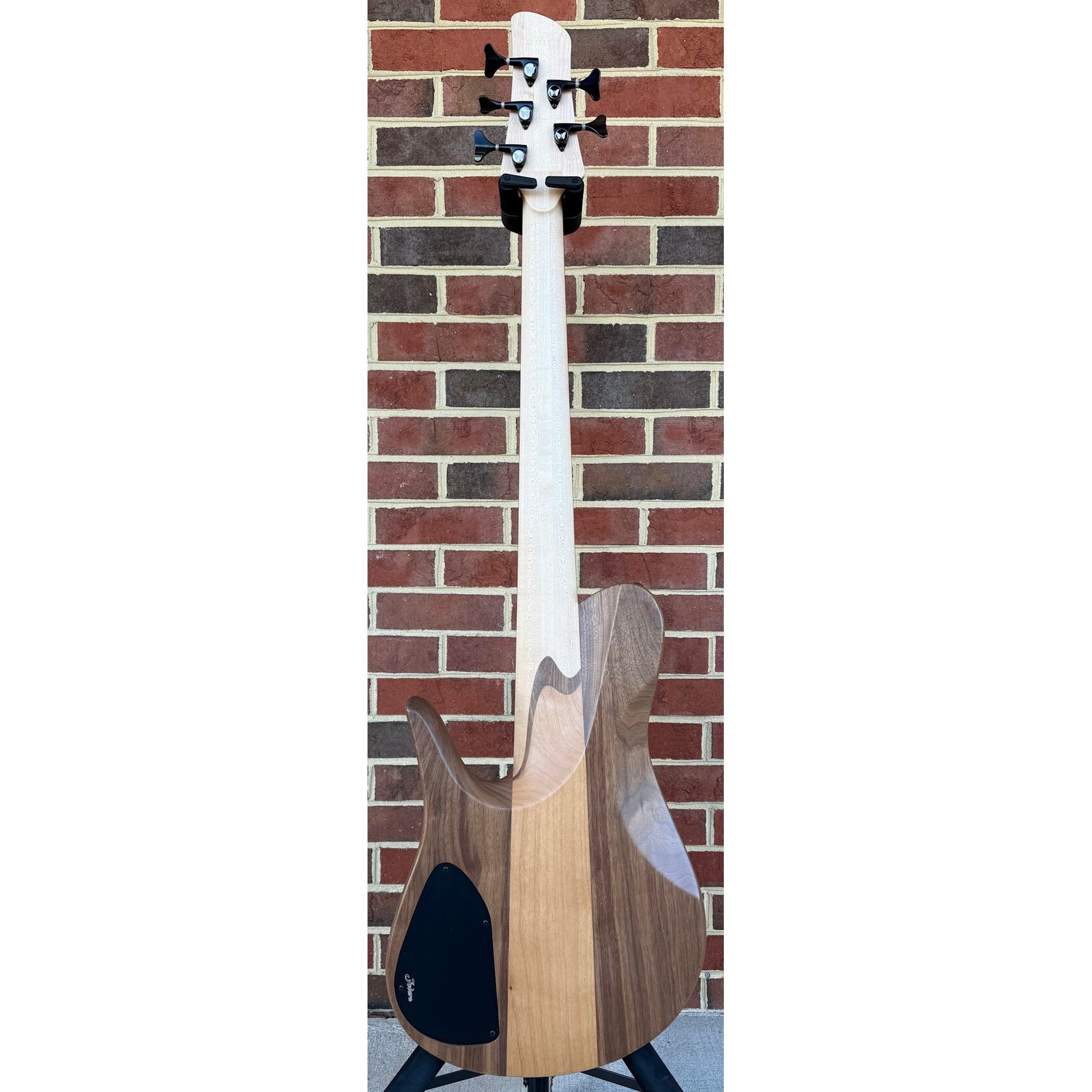 Fodera Fodera Imperial Elite, Chestnut Burl Top, Walnut Body, Alder Tone Block, Flamed Ebony Fretboard, Flamed Ebony Ramp, Chestnut Dot Inlays, Fodera/Duncan Dual Coil Pickups, Hardshell Case