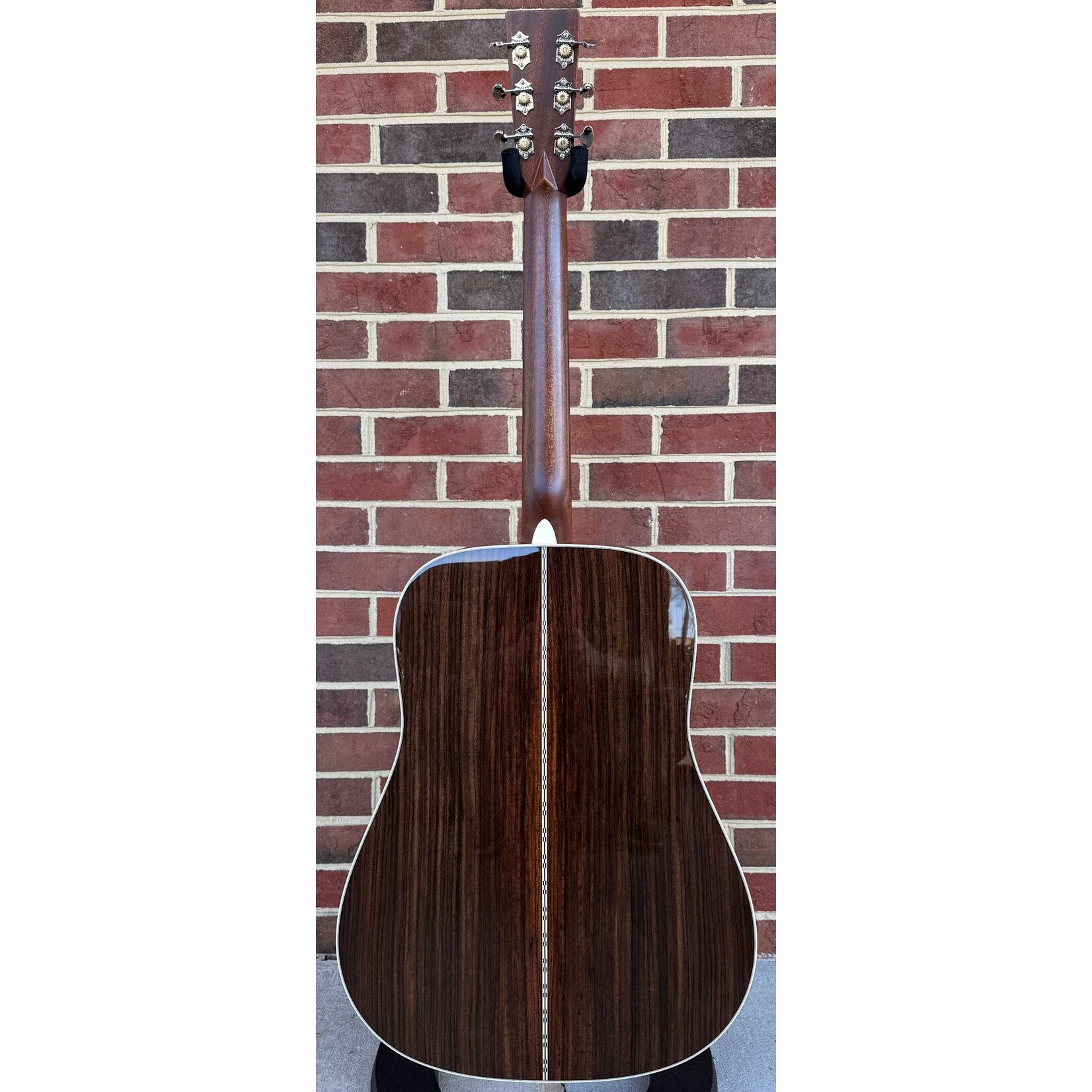 Martin Martin D-28, Spruce Top, East Indian Rosewood Back & Sides, Ebony Bridge & Fretboard, Hardshell Case, SN# 2898857