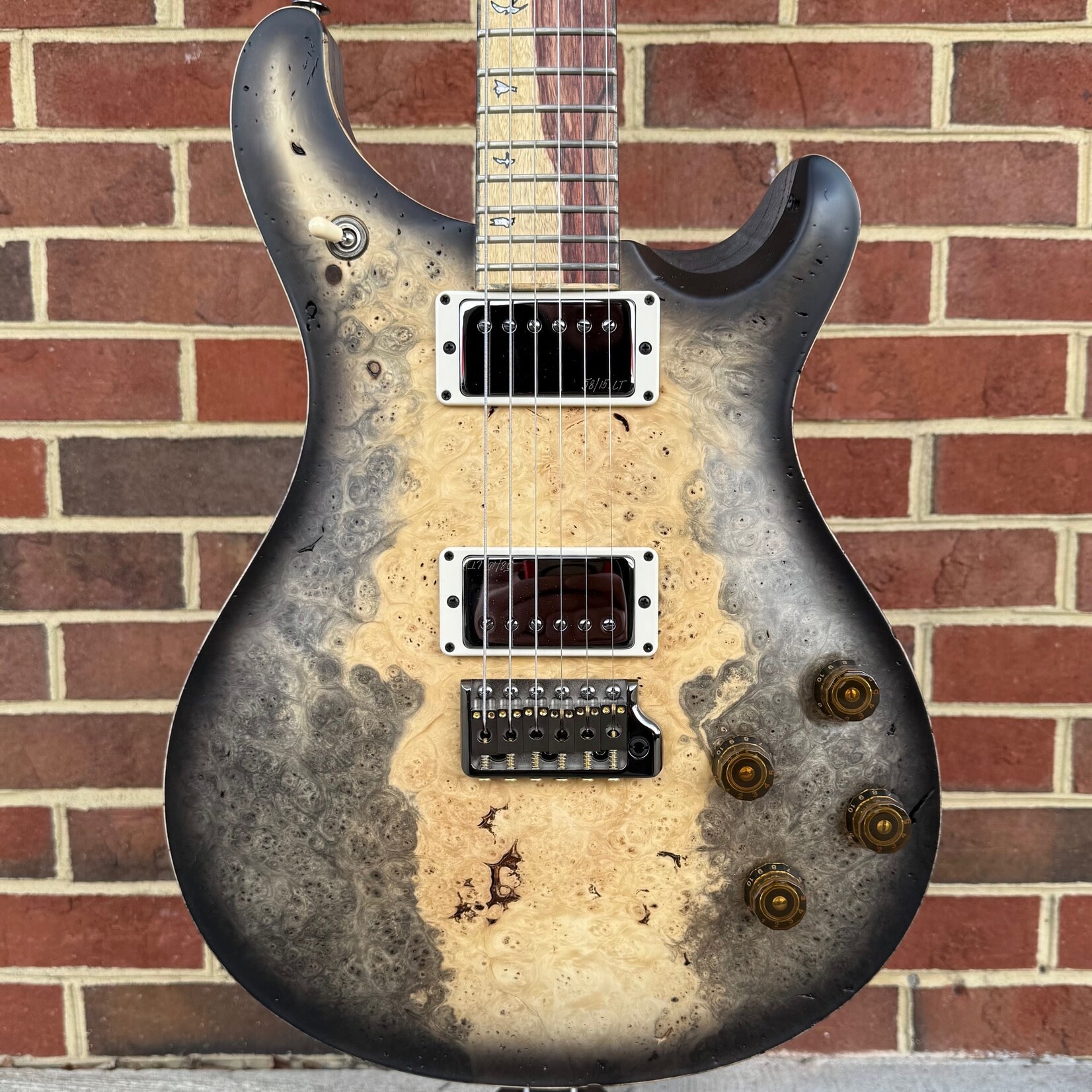 Paul Reed Smith Paul Reed Smith Private Stock #11942 , McCarty 594 Tremolo, Buckeye Burl Top, Swamp Ash Body, Hormigo Neck, Hormigo Fretboard, Smoked Black Hardware, Hardshell Case