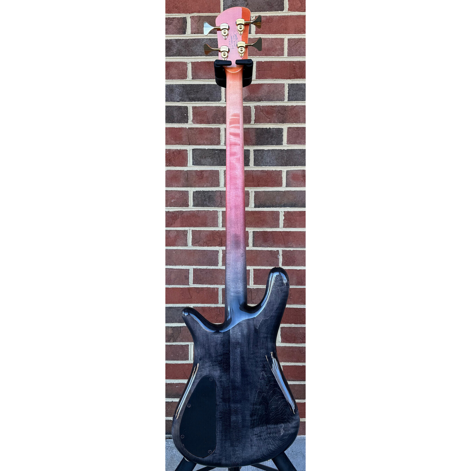 Spector Spector USA NS-2, Chevron Fire Burst, Maple Burl Top, Maple Back, 3pc Maple Neck, Pale Moon Ebony Fretboard, EMG PX/JX Set, HAZ 9v Preamp, TSA Case