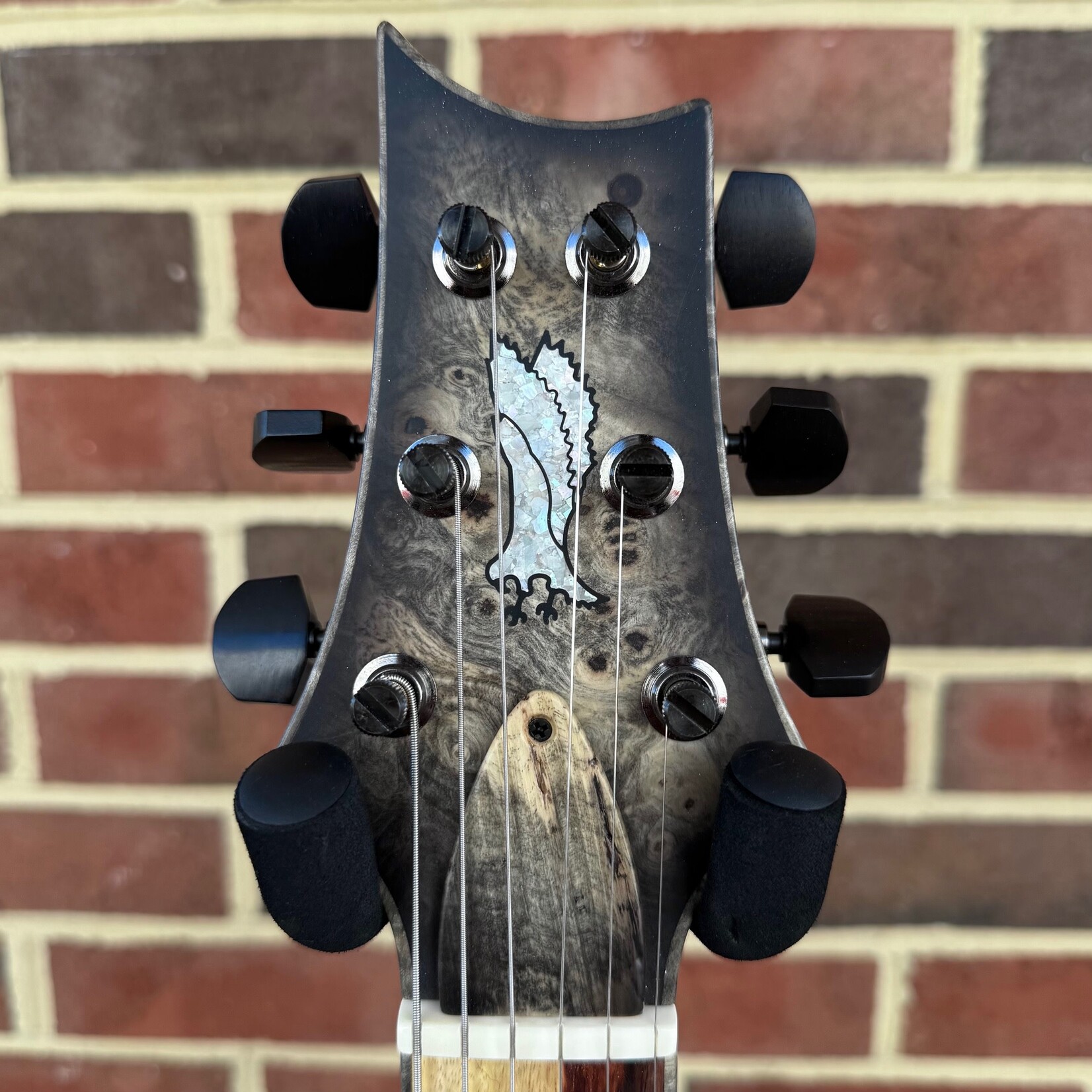 Paul Reed Smith Paul Reed Smith Private Stock #11942 , McCarty 594 Tremolo, Buckeye Burl Top, Swamp Ash Body, Hormigo Neck, Hormigo Fretboard, Smoked Black Hardware, Hardshell Case