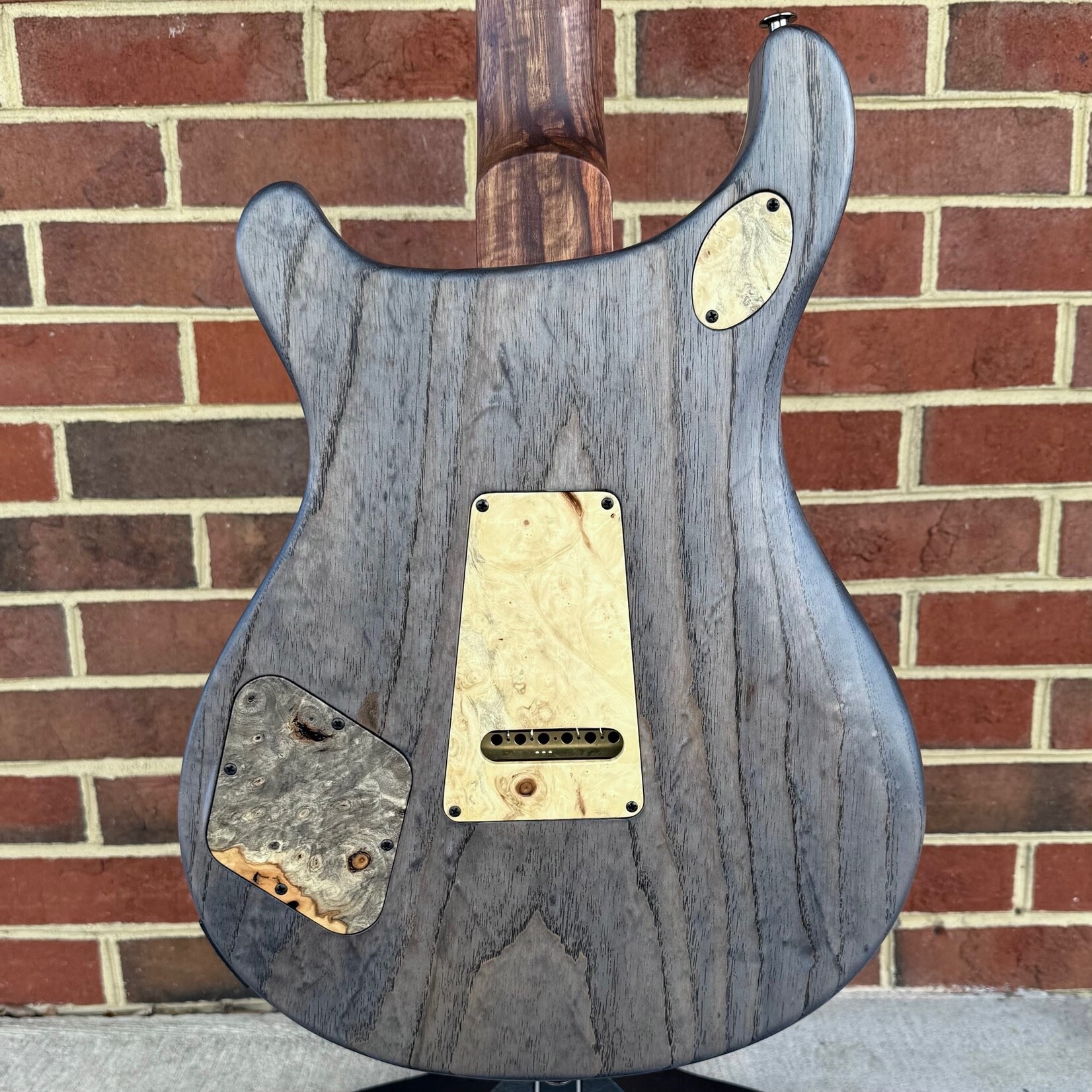 Paul Reed Smith Paul Reed Smith Private Stock #11942 , McCarty 594 Tremolo, Buckeye Burl Top, Swamp Ash Body, Hormigo Neck, Hormigo Fretboard, Smoked Black Hardware, Hardshell Case