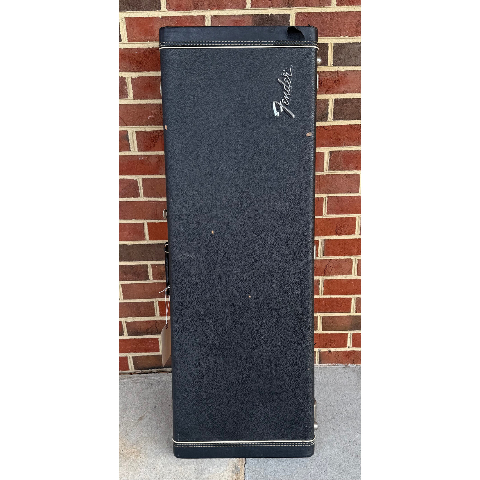 Fender 1974 Stratocaster, 3-Tone Sunburst, Maple Neck & Fretboard, Original Hardshell Case (USED/CONSIGNMENT)