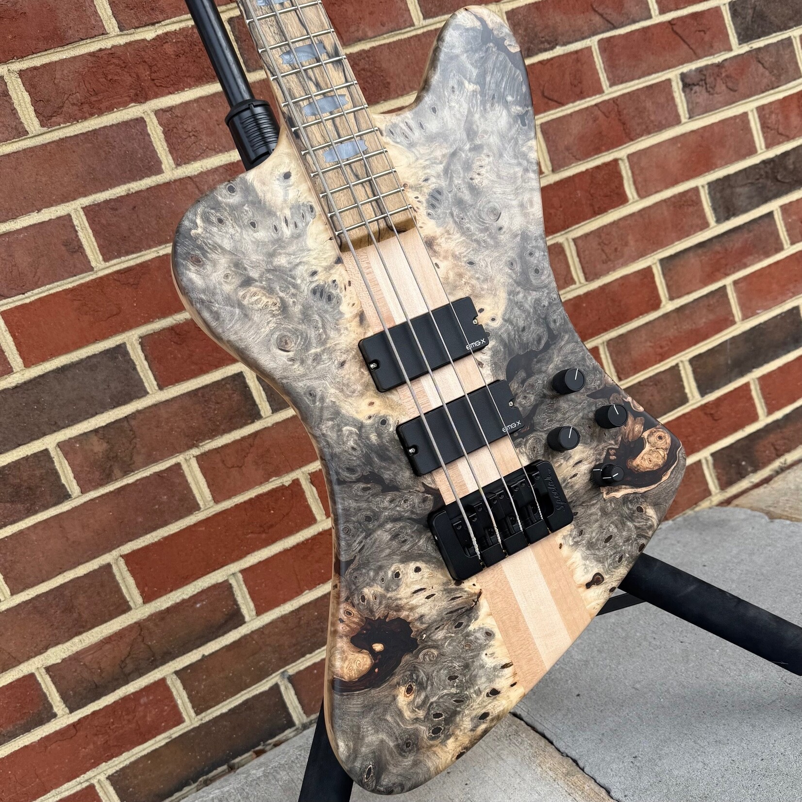 Spector Spector USA NS-4X, Buckeye Burl Top, Swamp Ash Body, 3pc Maple Neck, Pale Moon Ebony Fretboard, Black Mother of Pearl Inlays, Matching Headstock, EMG 35DCX Pickups, HAZ 18-volt Preamp, Spector Deluxe Gig Bag
