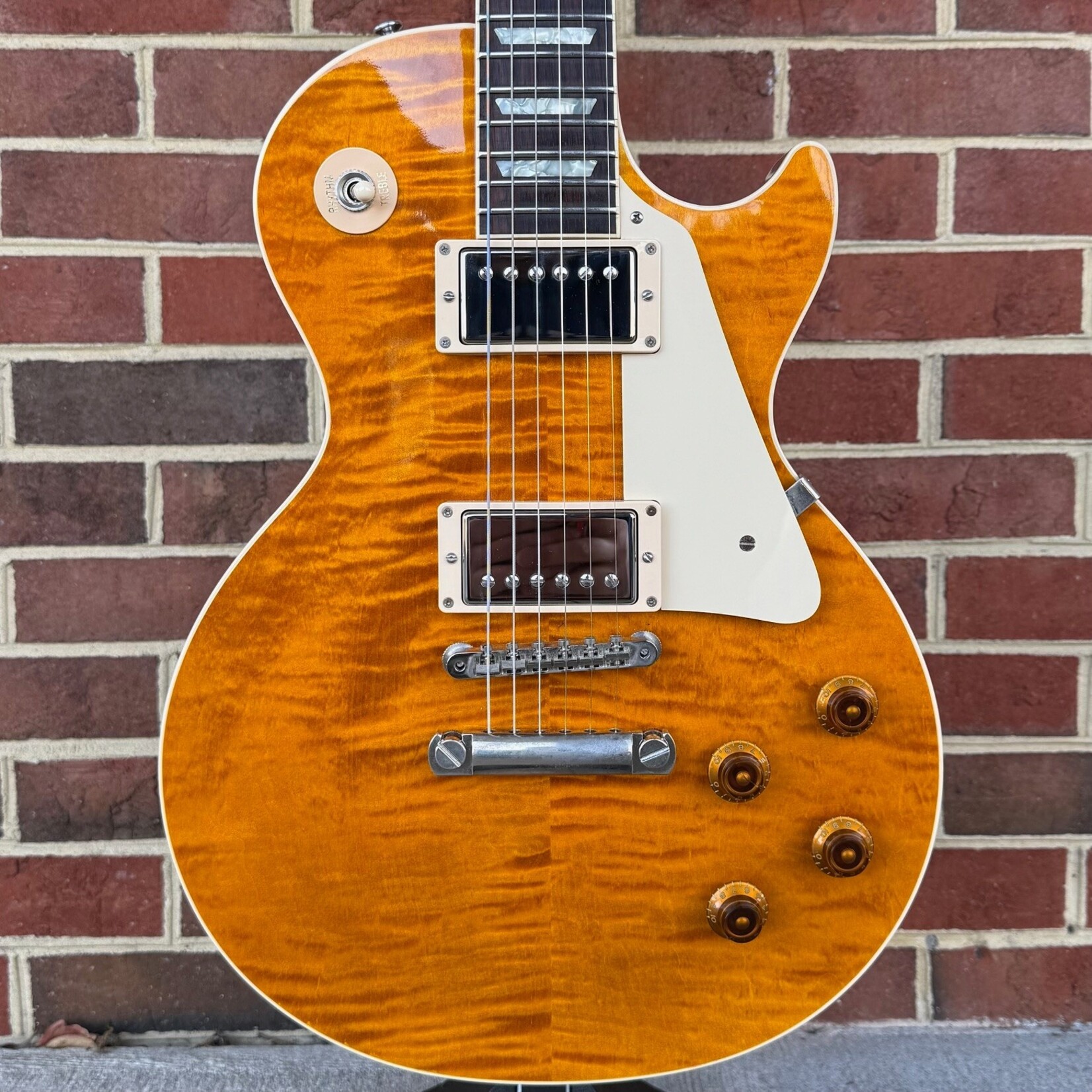 Gibson Custom Modern Les Paul Standard, 2017 Limited Edition, Trans Amber, Hardshell Case (USED)